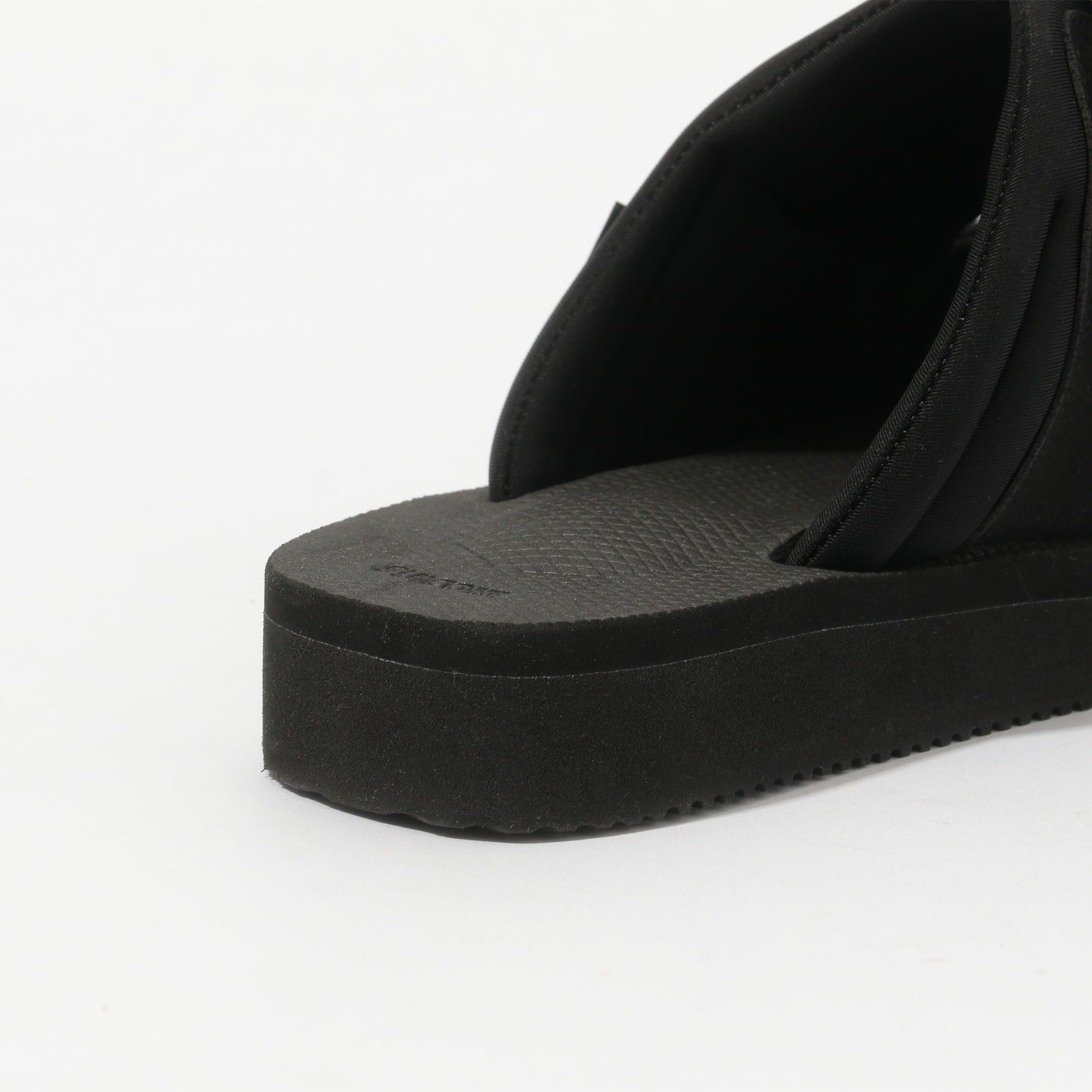 別注】SUICOKE MOGI サンダル｜トゥモローランド 公式サイト