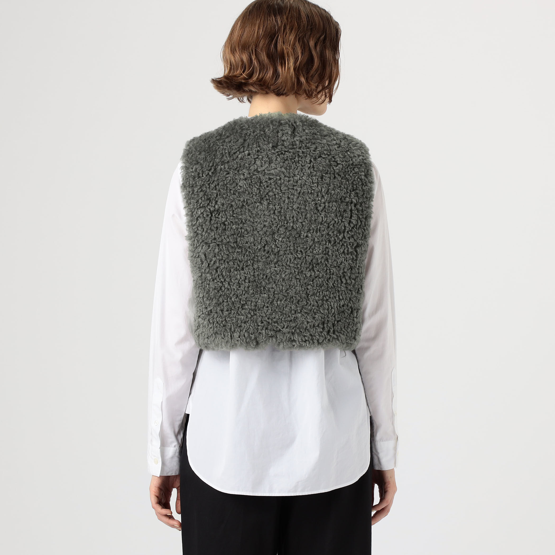 ハイクベストHYKE⭐︎FAUX SHEARLING VEST HYKE] ハイク FAUX SHEARLING VEST(BLACK)