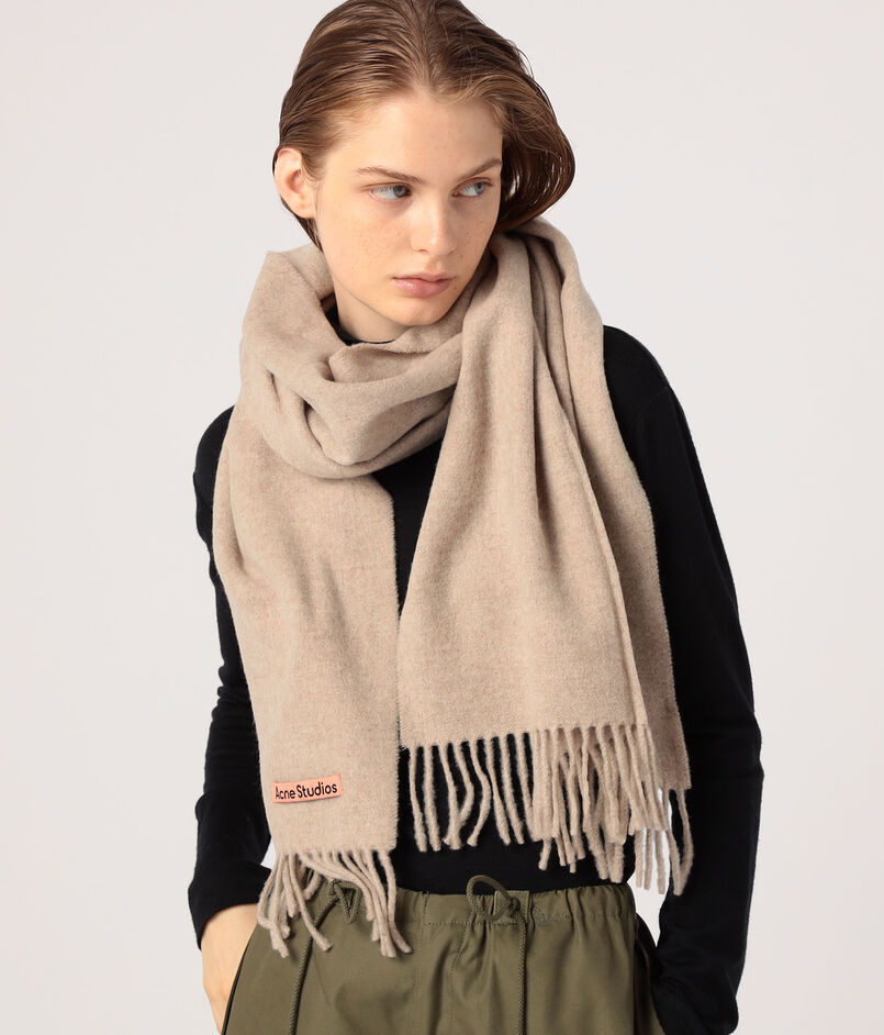 acne studios ロゴラベル付きフリンジスカーフ □Acne Studios  