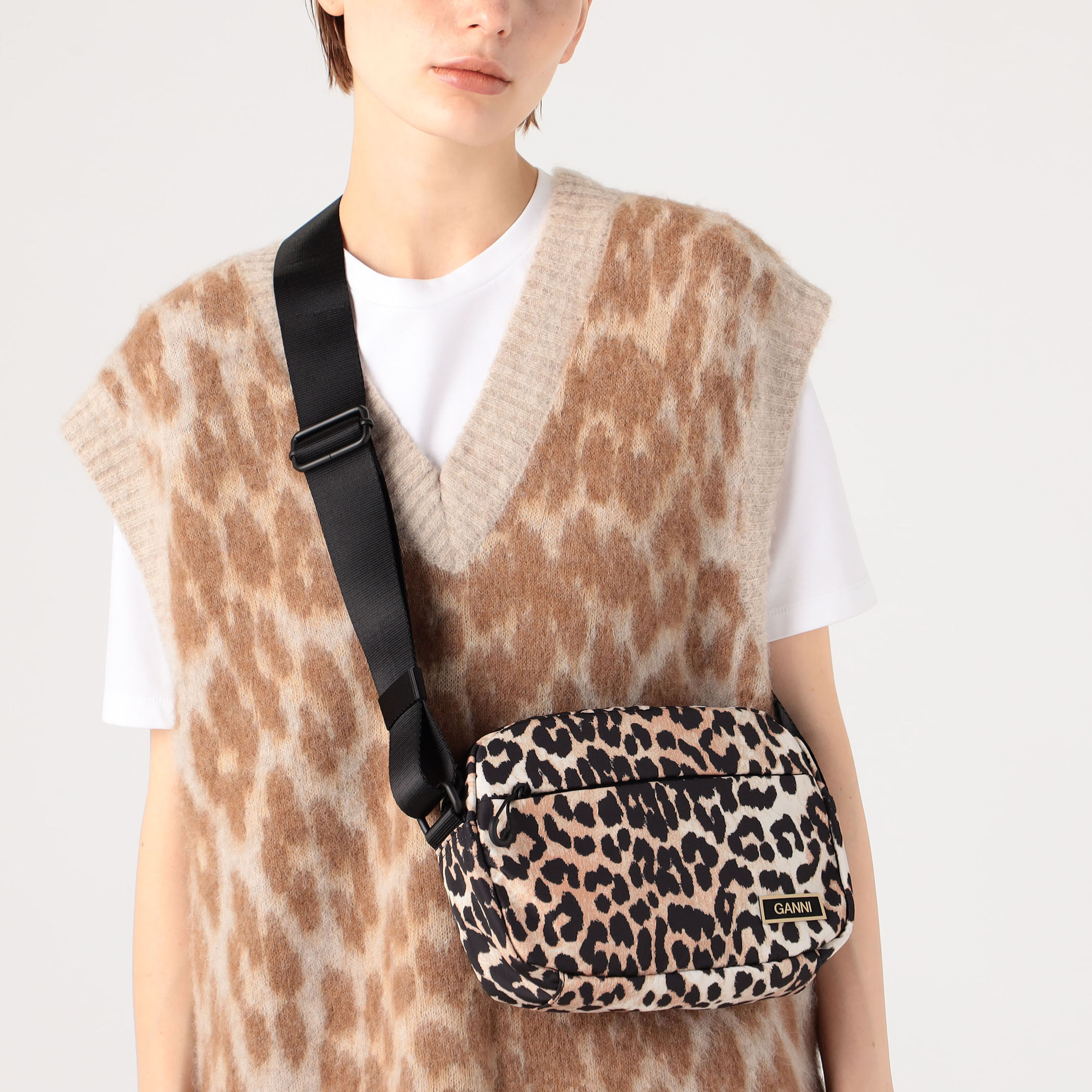 Ganni leopard fanny on sale pack