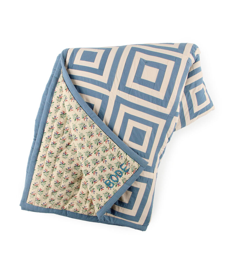 BODE WHITE HOUSE STEPS QUILT