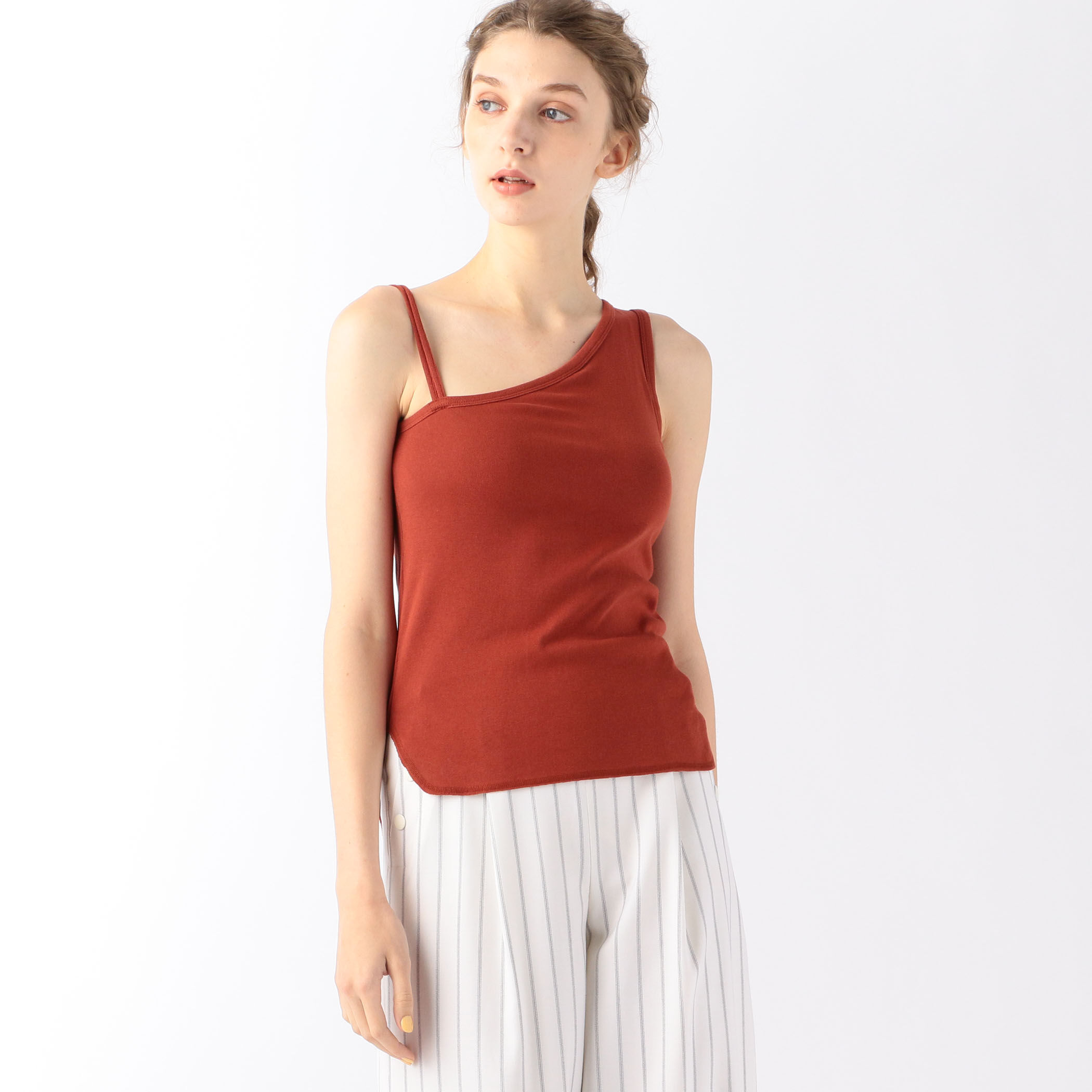 コットンフライス アシンメトリータンクトップ｜トゥモローランド 公式通販