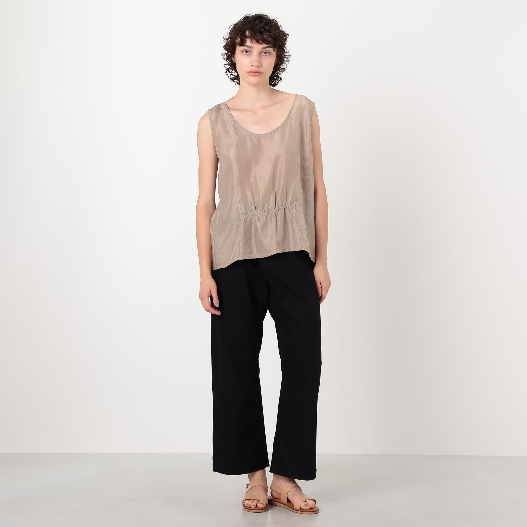 【美品・早い者勝ち】ドゥロワー キュロット ミモレ丈 ボタン付き S ベージュ ROSEY STONE GUEN シルク ノースリーブトップ｜トゥモローランド 公式