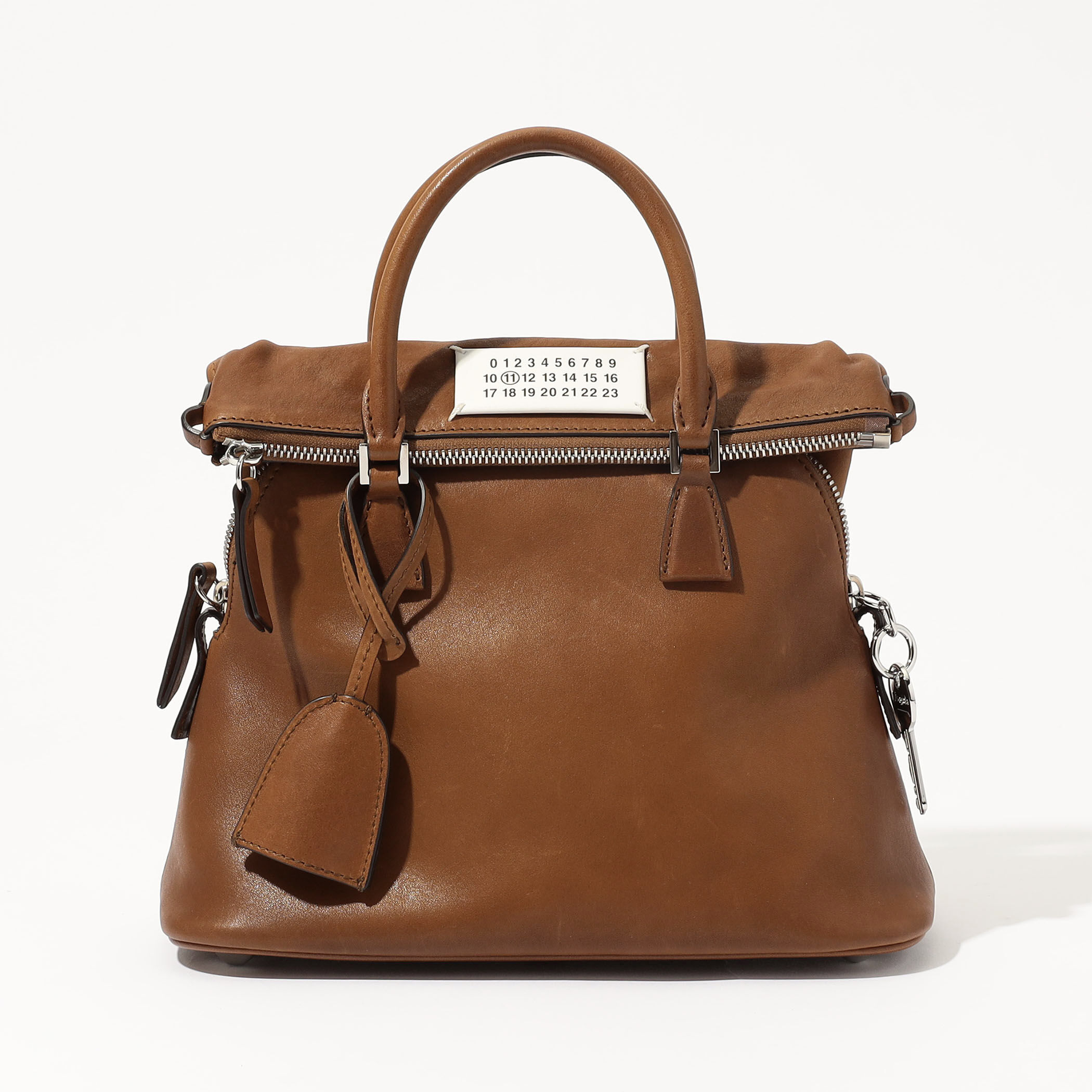 別注】Maison Margiela 5AC Special Edition｜トゥモローランド 公式通販