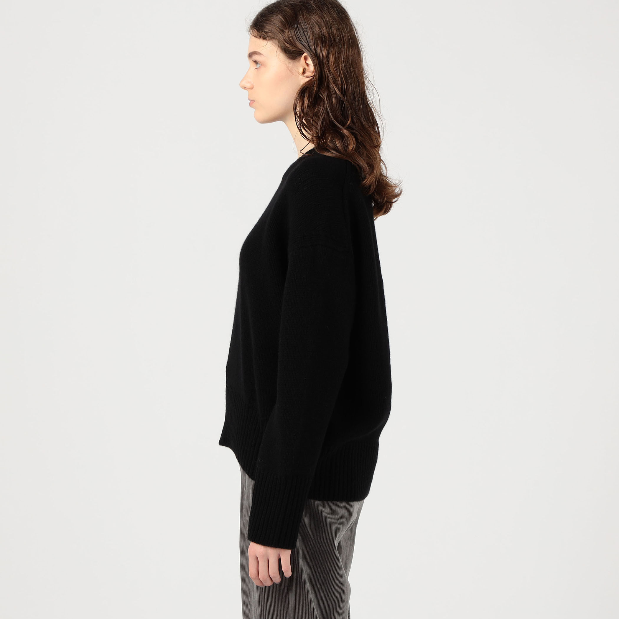 ファインウール クルーネックプルオーバー｜トゥモローランド 公式通販