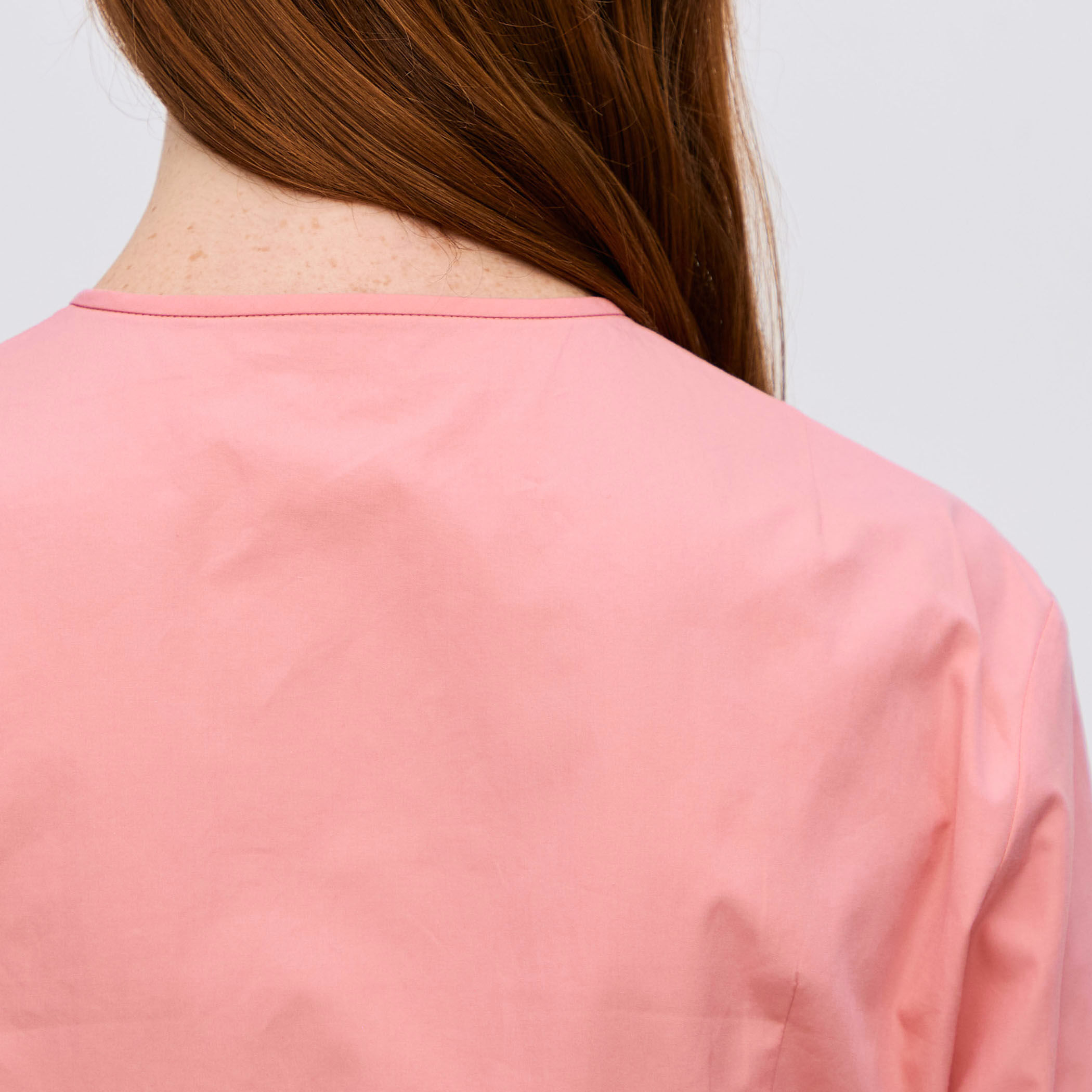 コットンタイプライター ギャザードブラウス｜トゥモローランド 公式通販