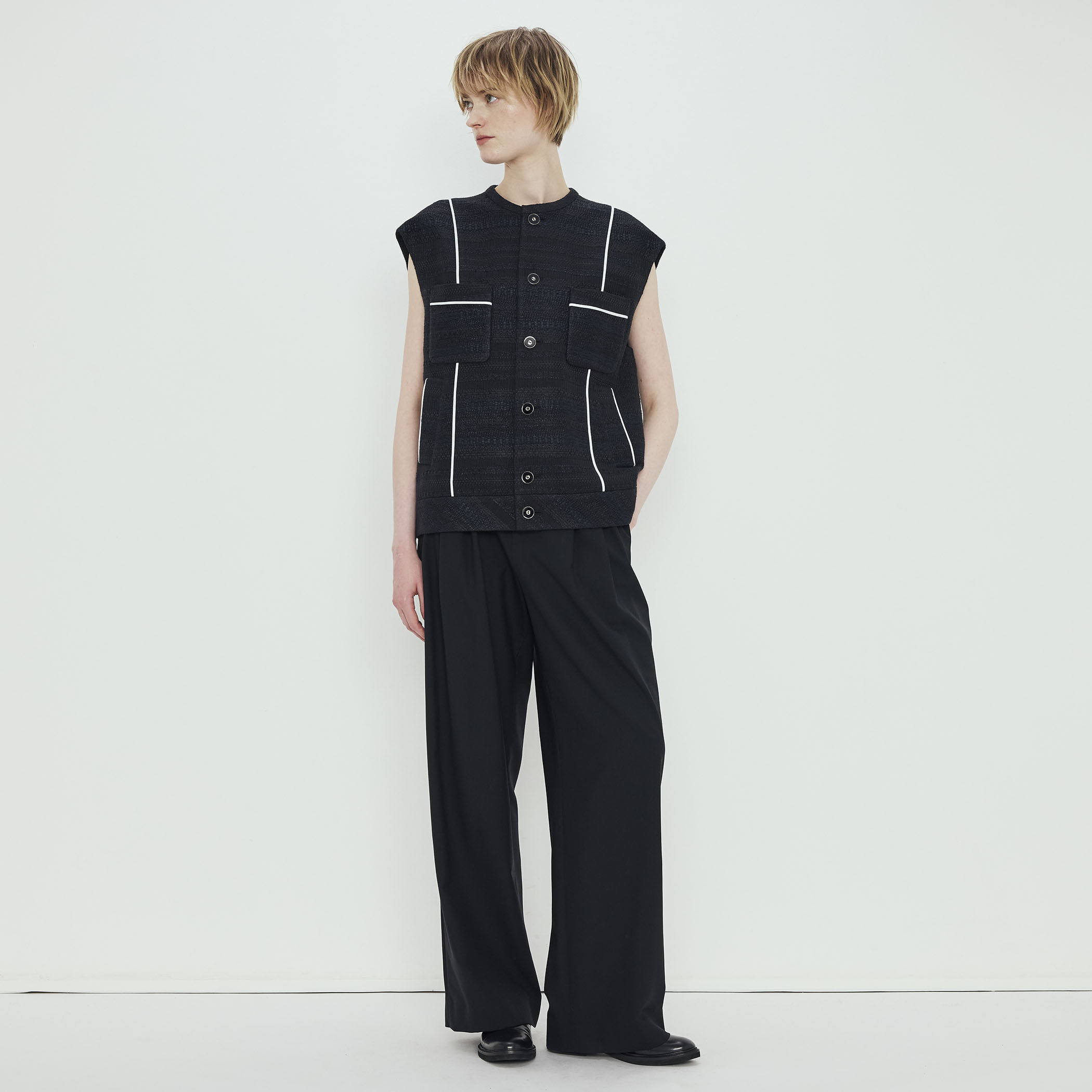 ブラックツイード オーバーサイズジレ｜トゥモローランド 公式通販