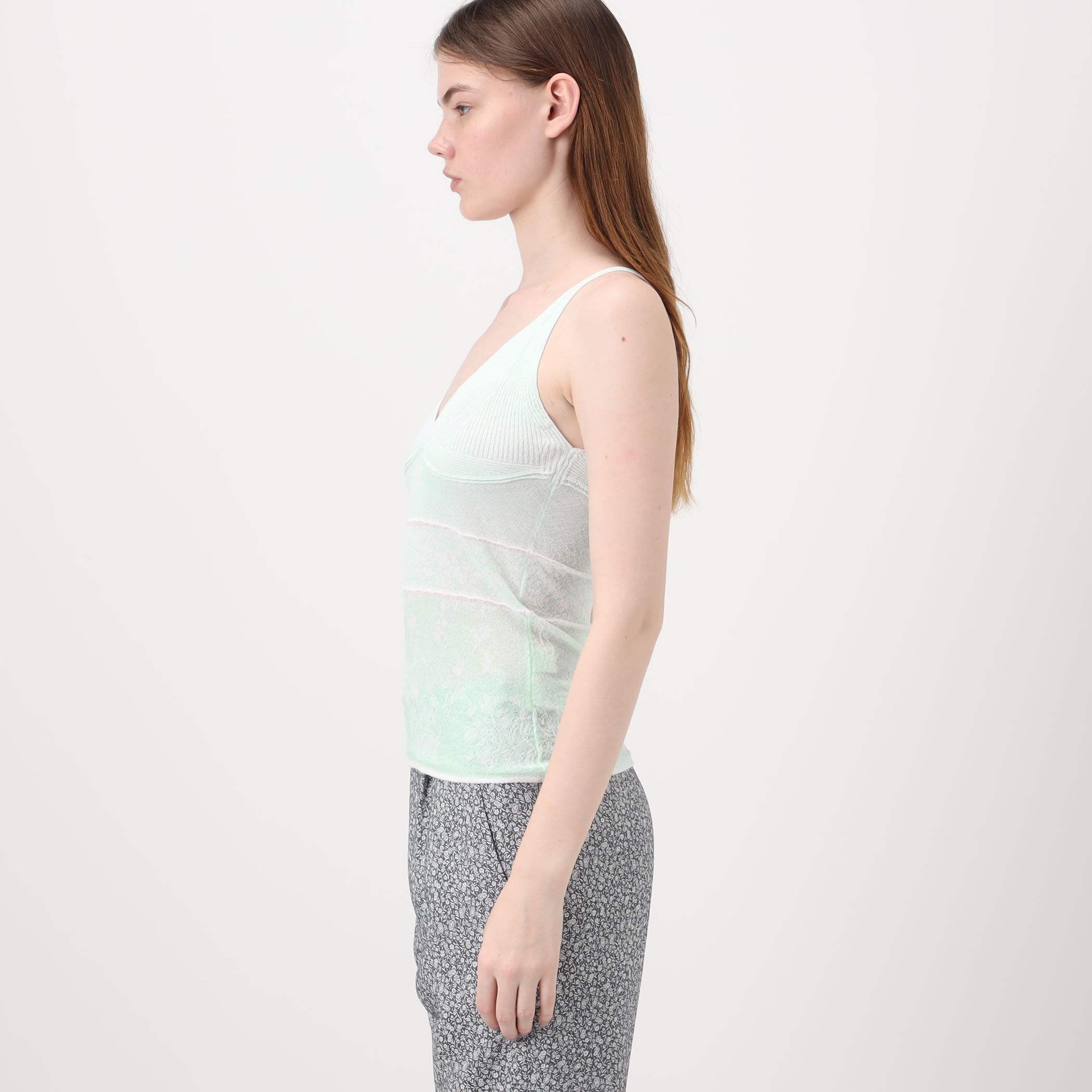 フローラルジャカードニットキャミソール グレー　mame kurogouchi Mame Kurogouchi | Floral Jacquard Knit Camisole Top