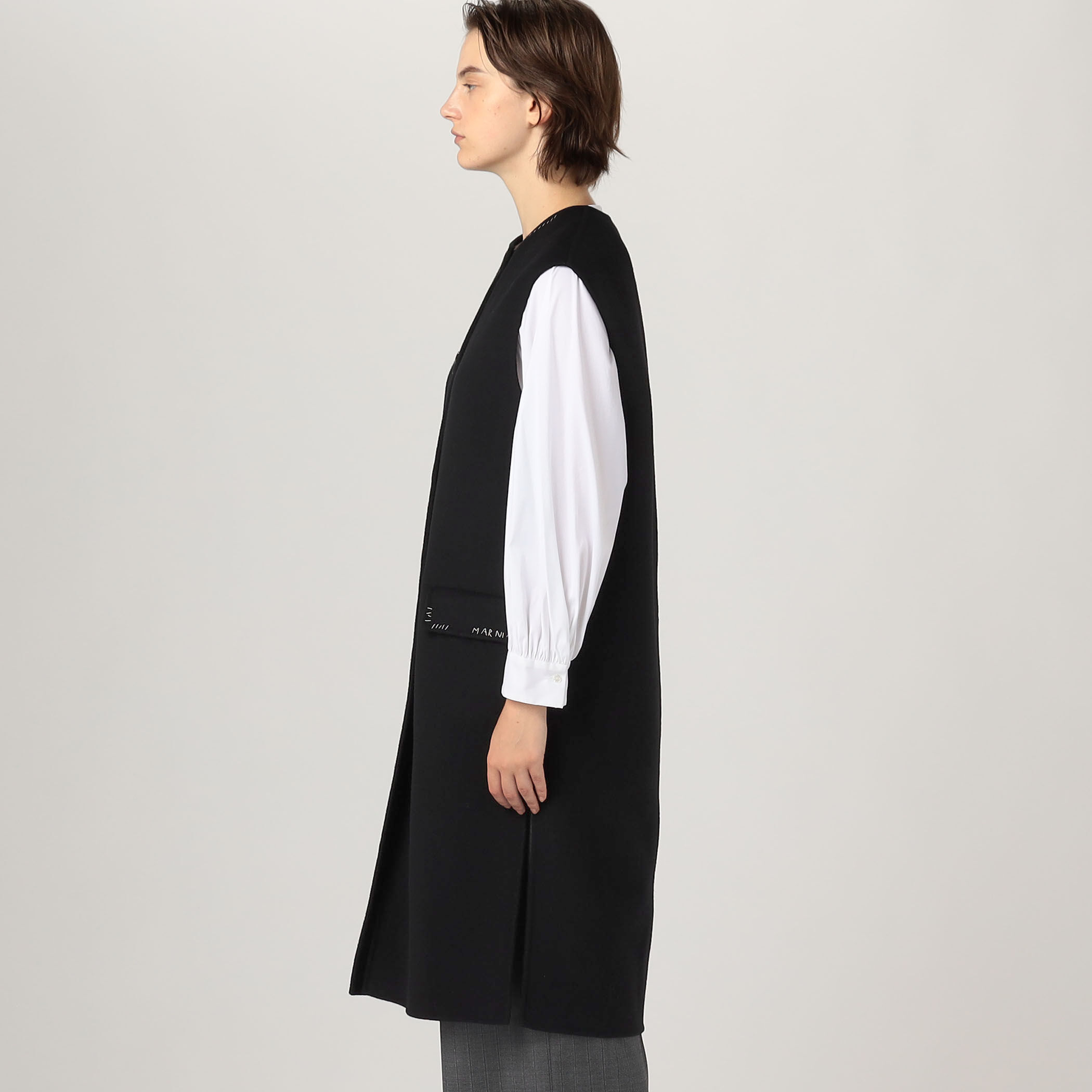 ❣️MARNI マルニ ノースリーブ　美品　綿100%  軽~い❣️ ❣️MARNI マルニ ノースリーブ 美品 綿100% 軽~い❣️ - メルカリ