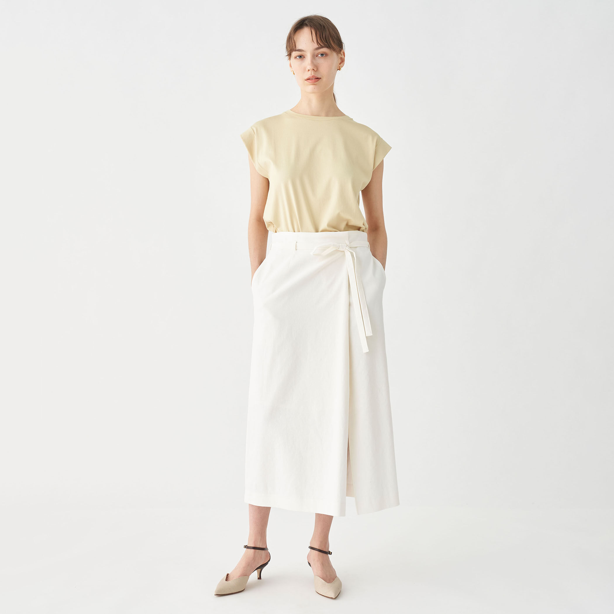 リネンストレッチ 1タックストレートスカート｜トゥモローランド 公式通販
