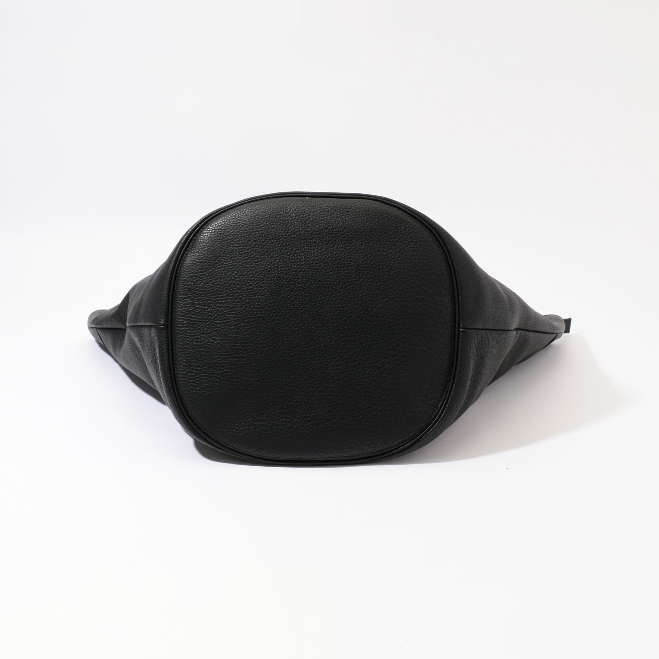 別注】A シュリンクレザートートバッグ｜トゥモローランド 公式通販