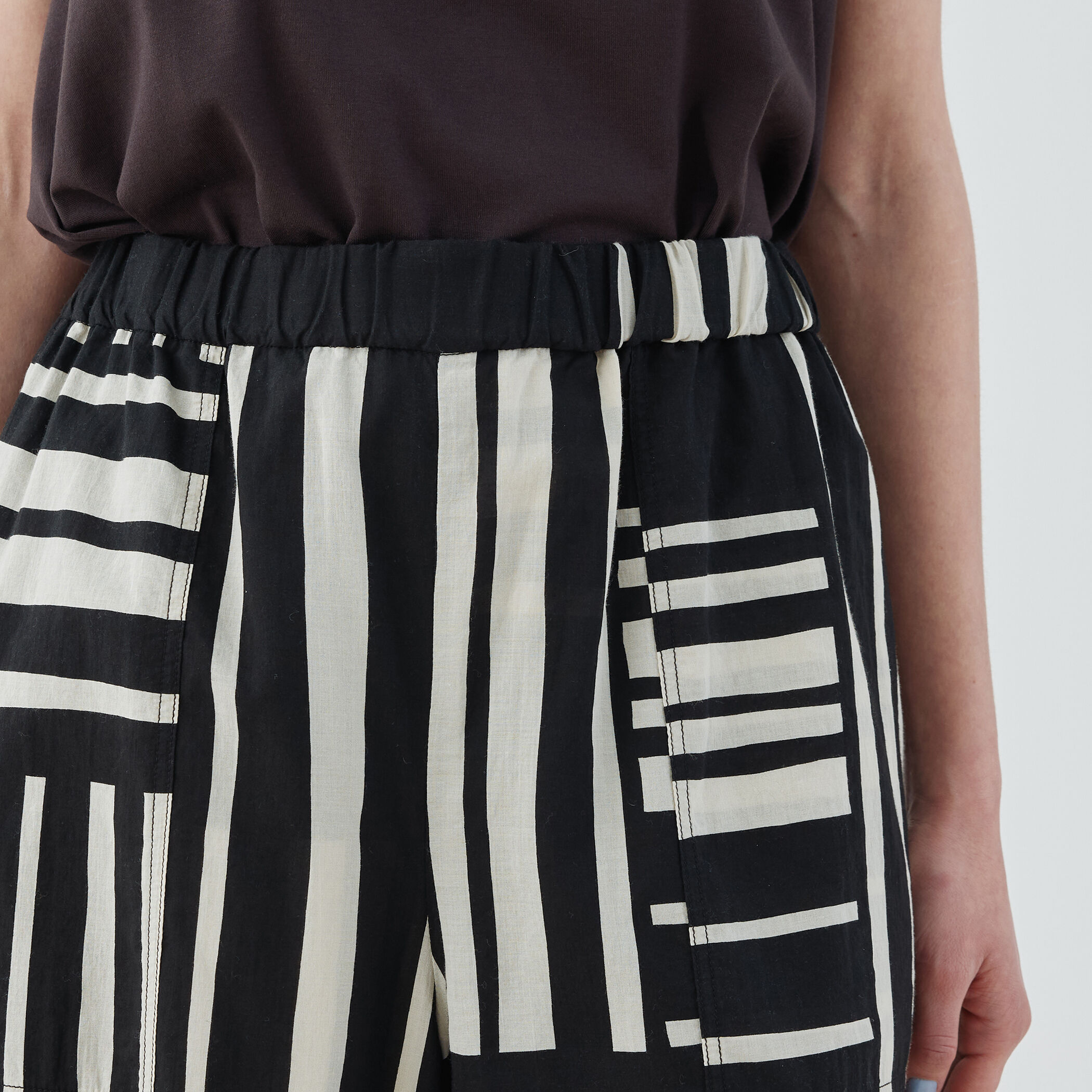 ランドレイヤープリント イージーワイドパンツ｜トゥモローランド 公式通販