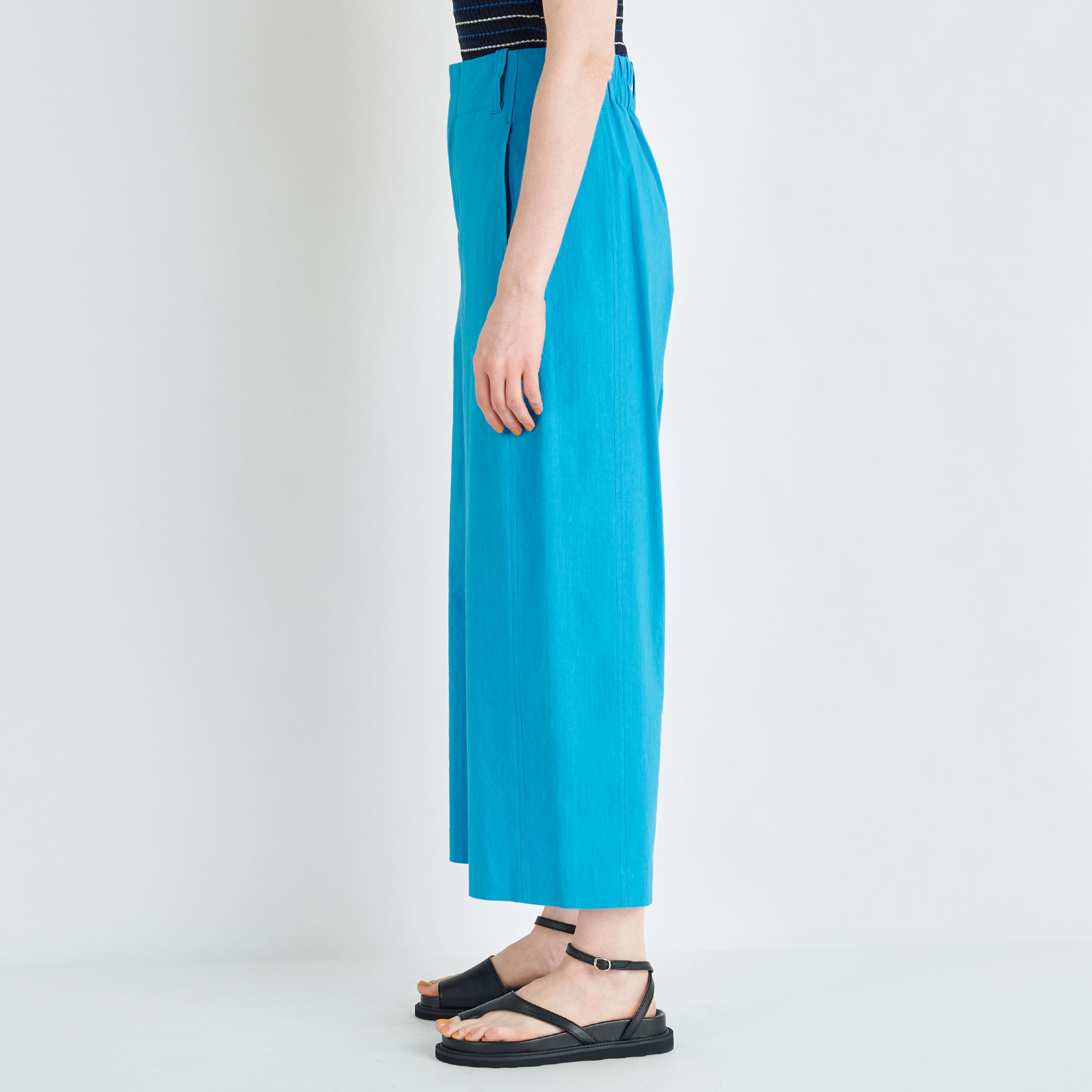 トゥモローランド MACPHEE レーヨンリネンコットン フレアクロップドパンツ レーヨンリネンコットン フレアクロップドパンツ（MACPHEE