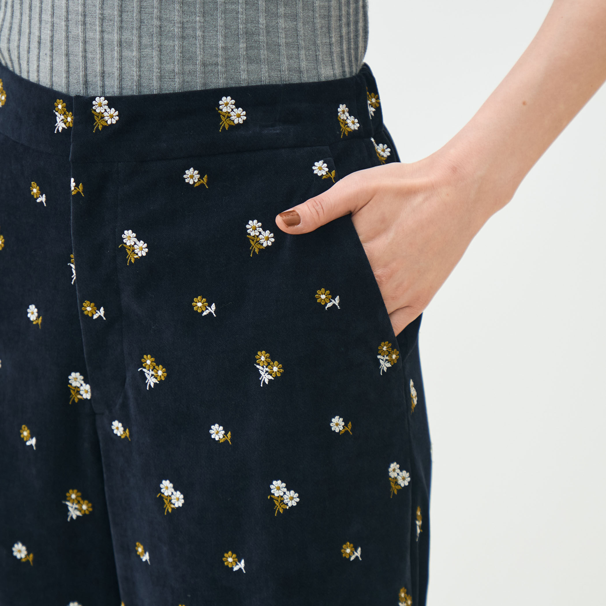 フルーロンベル ストレートパンツ｜トゥモローランド 公式サイト