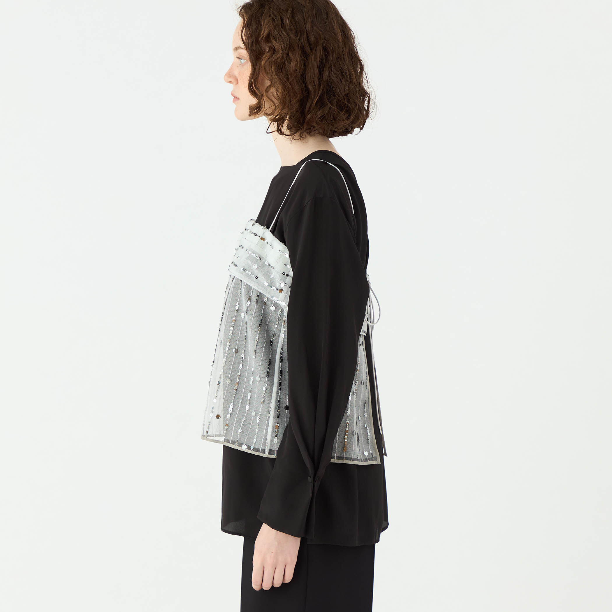 ドロップスパングルエンブロイダリー キャミソールブラウス