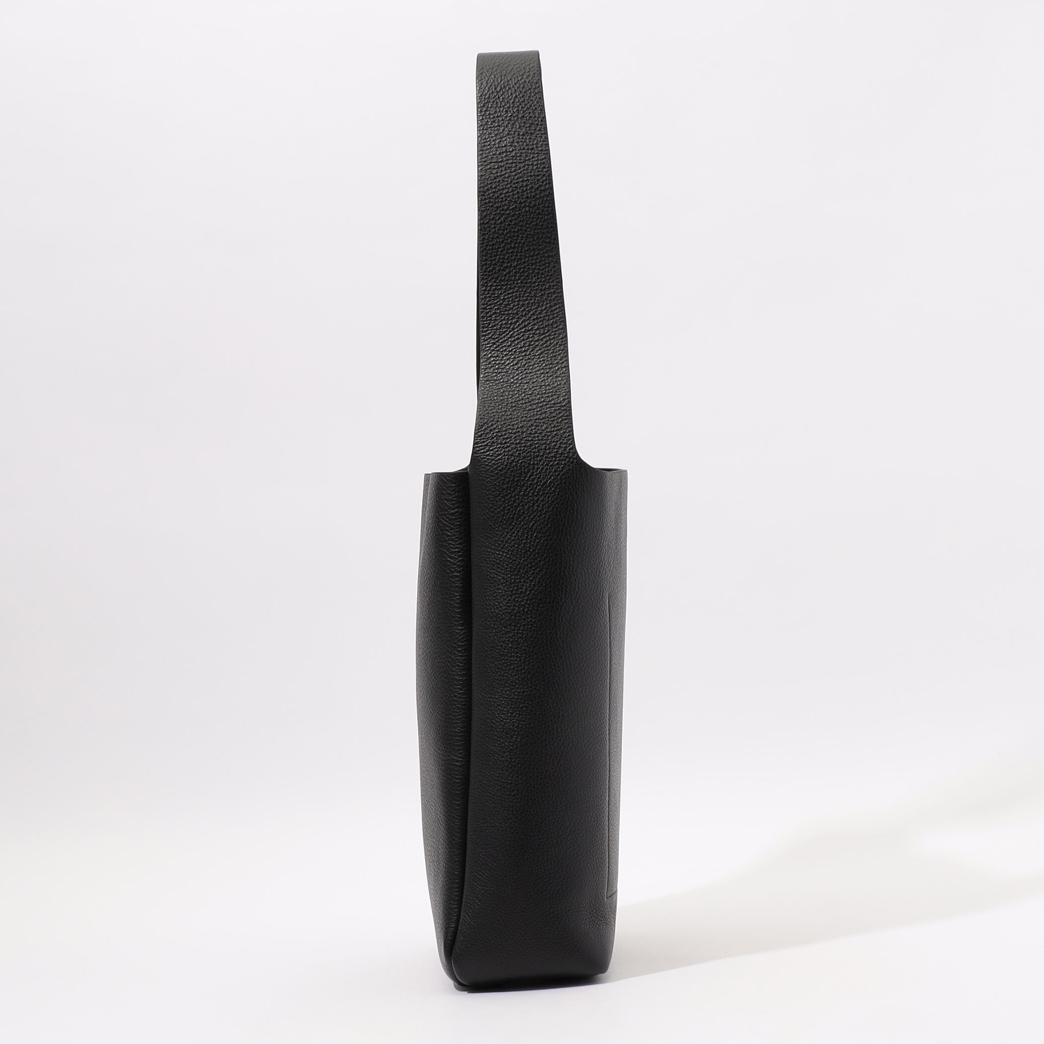 Aeta SHOULDER:S｜トゥモローランド 公式サイト