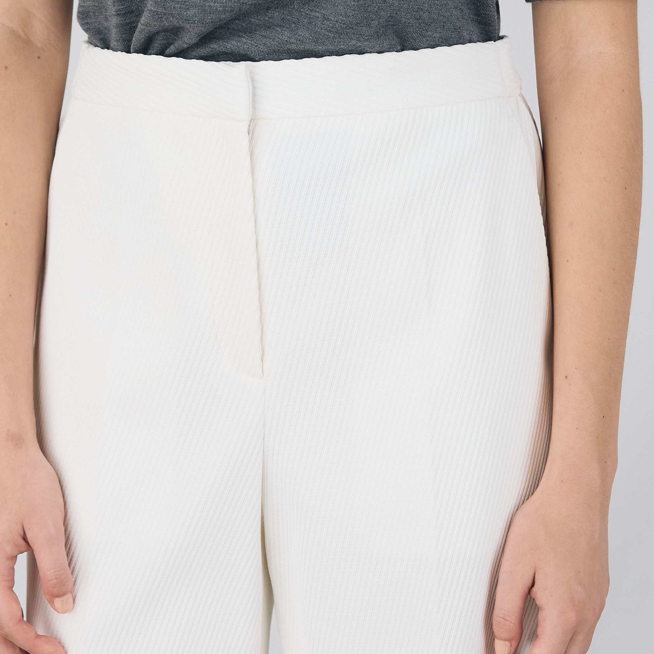 ツイルジャカード セミワイドパンツ｜トゥモローランド 公式通販