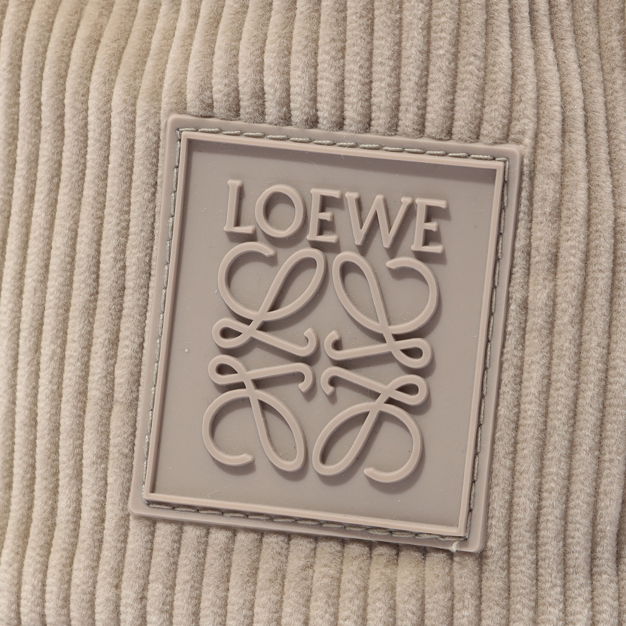 LOEWE パッチバケットハット｜トゥモローランド 公式通販