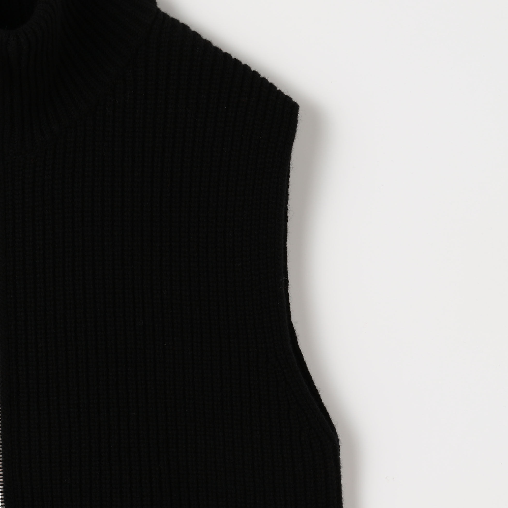 ファインウーレン ジップベスト｜トゥモローランド 公式通販