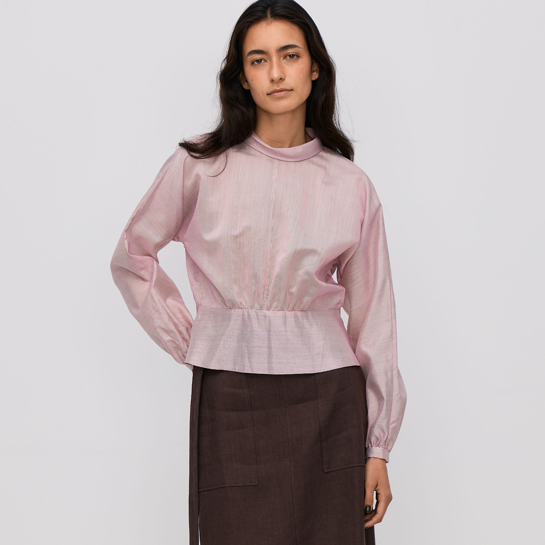 ウォッシャーシルク ショートブラウス｜トゥモローランド 公式通販