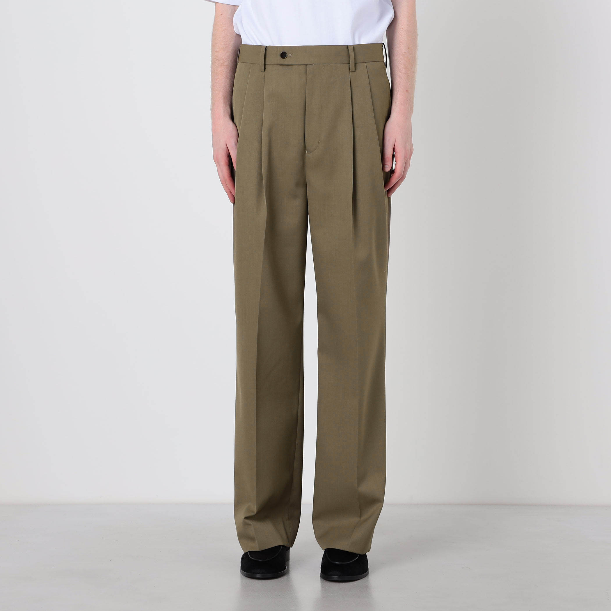 Ermenegirdo Zegna 2タック　ウールワイドトラウザーズ　ベージュ ウールポリエステルツイル 2タックワイドトラウザーズ セットアップ