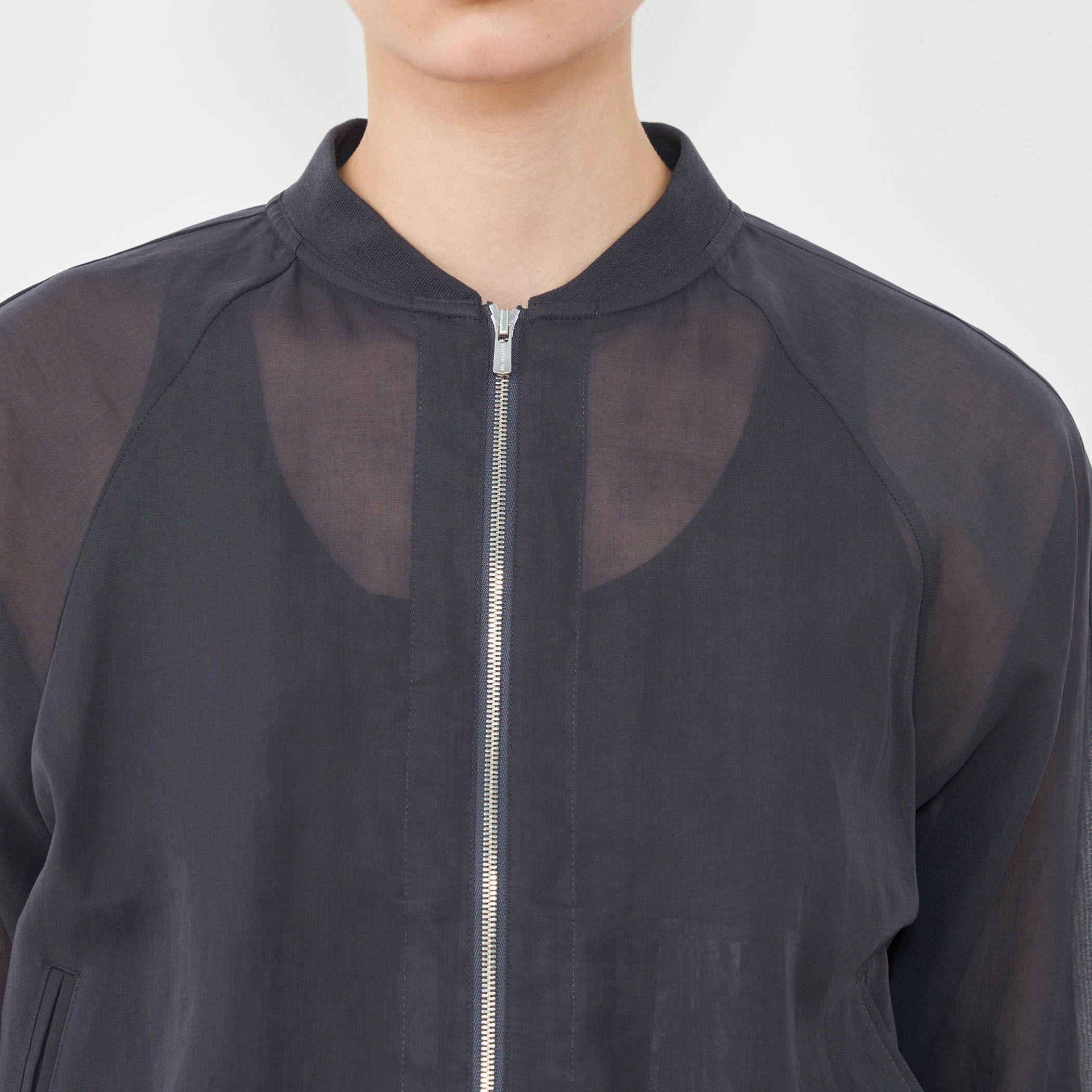 新品タグ付きTOMORROWLAND ボイルワッシャーラグランスリーブブルゾン ボイルワッシャー ラグランスリーブブルゾン｜トゥモローランド 公式通販