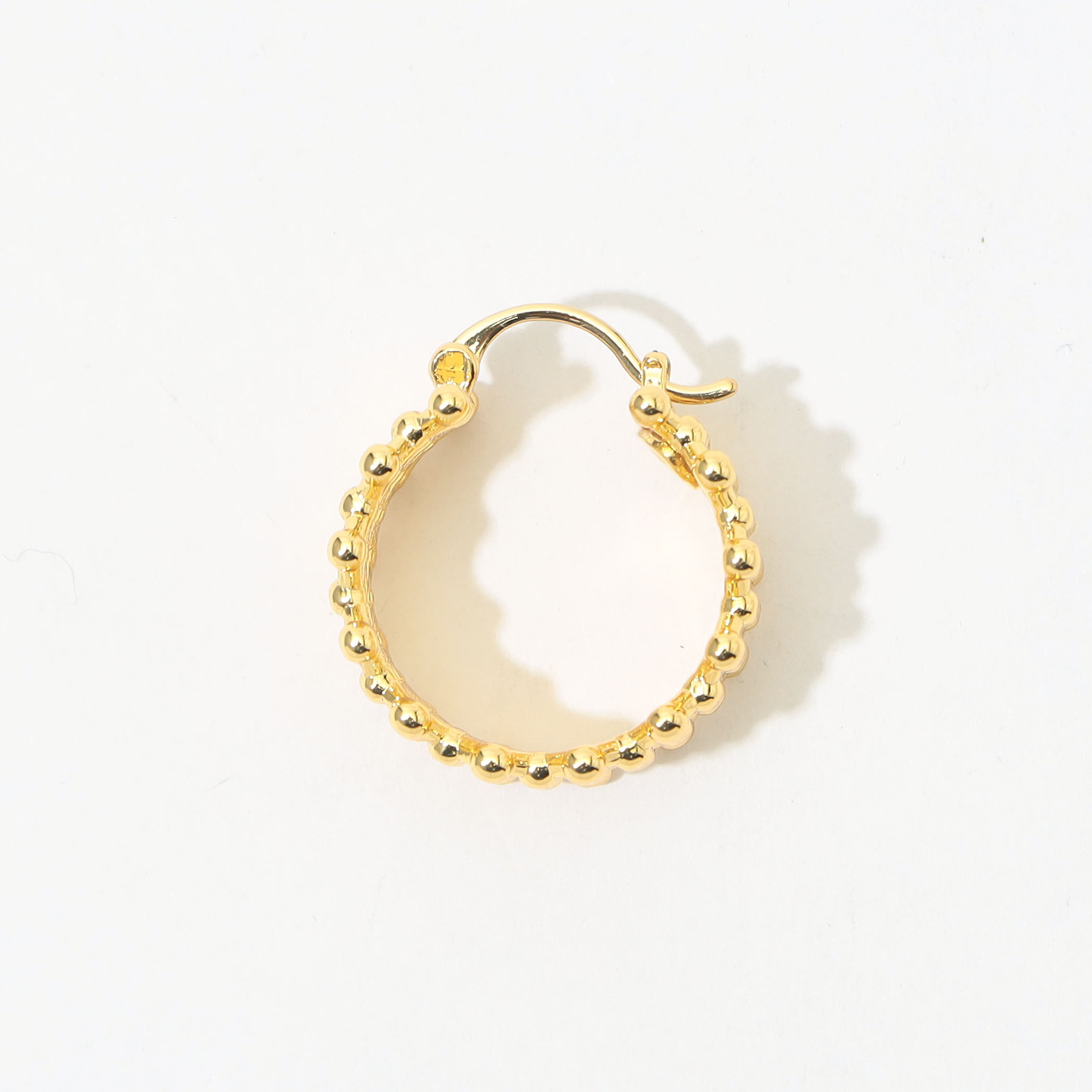 Kenneth Jay Lane Cris Cross Hoops ピアス｜トゥモローランド 公式通販