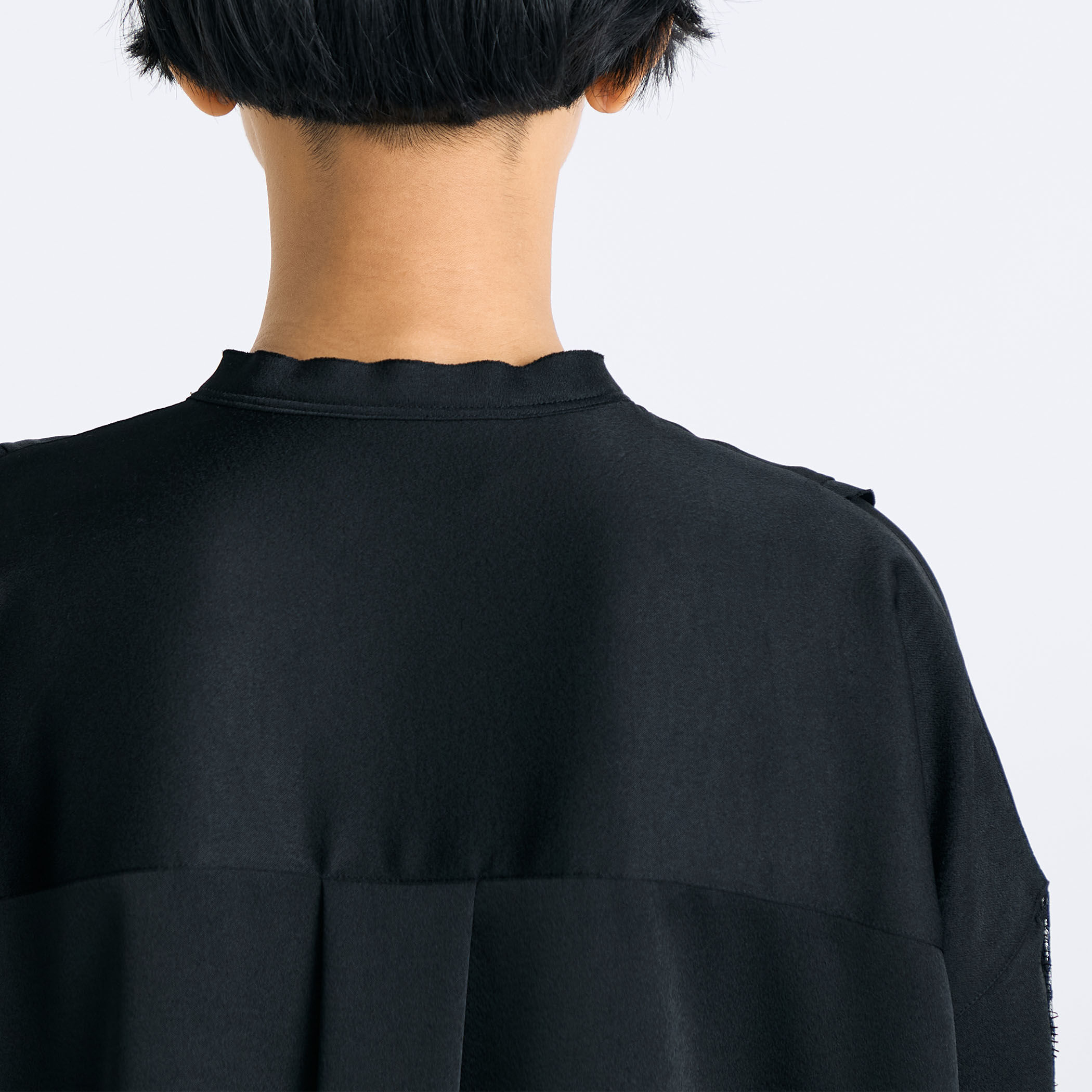 ジョーゼットレース オーバーサイズドシャツ｜トゥモローランド