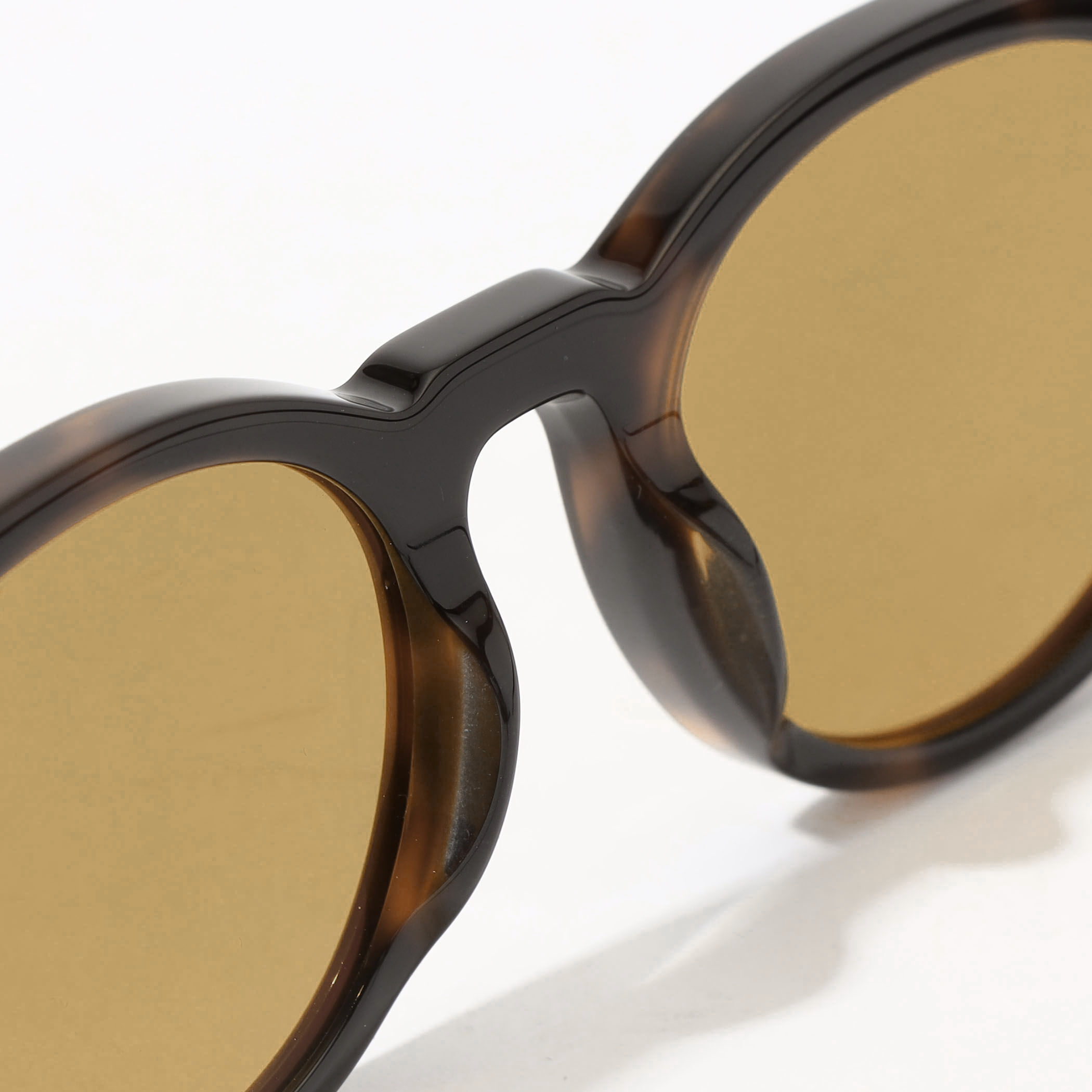 □TOM FORD サングラス｜トゥモローランド 公式通販