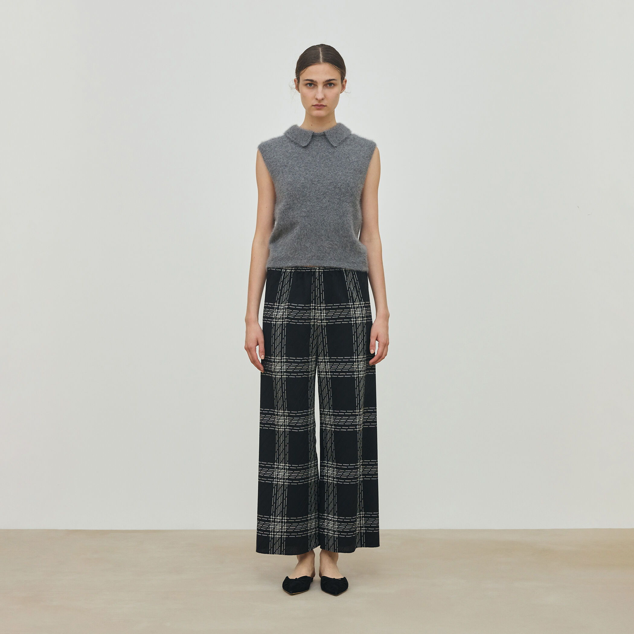 フォックスカシミヤ スリーブレスプルオーバー｜トゥモローランド 公式通販