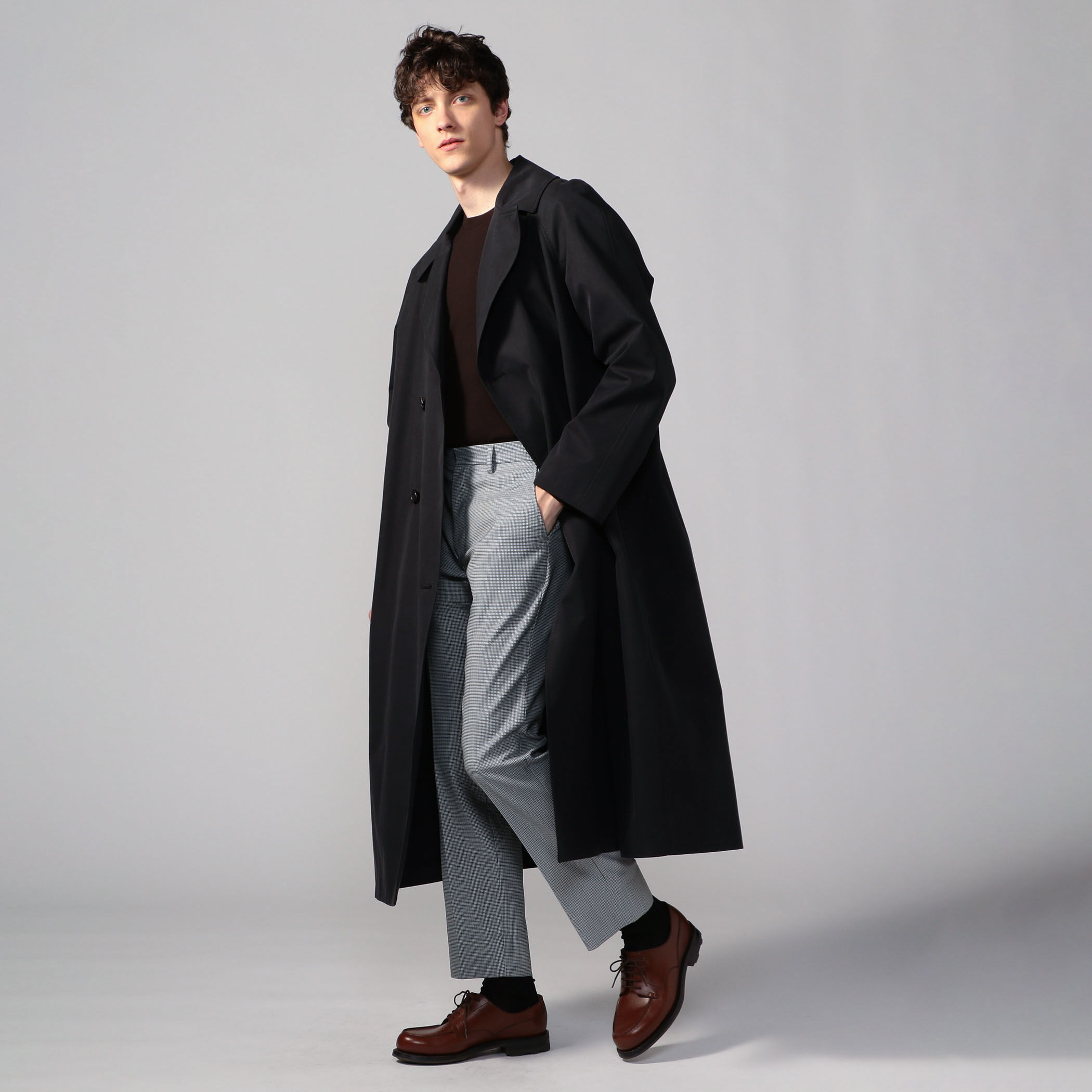 CABAN ブラックトレンチコートtomorrow land CABaN コットンポリエステルシャンブレー オーバーサイズトレンチ