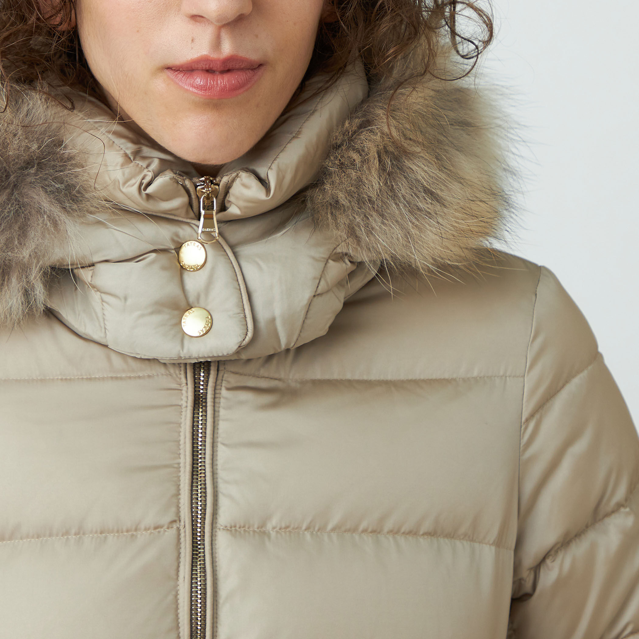 □【別注】TATRAS×TOMORROWLAND SARMA ダウンコート｜トゥモローランド