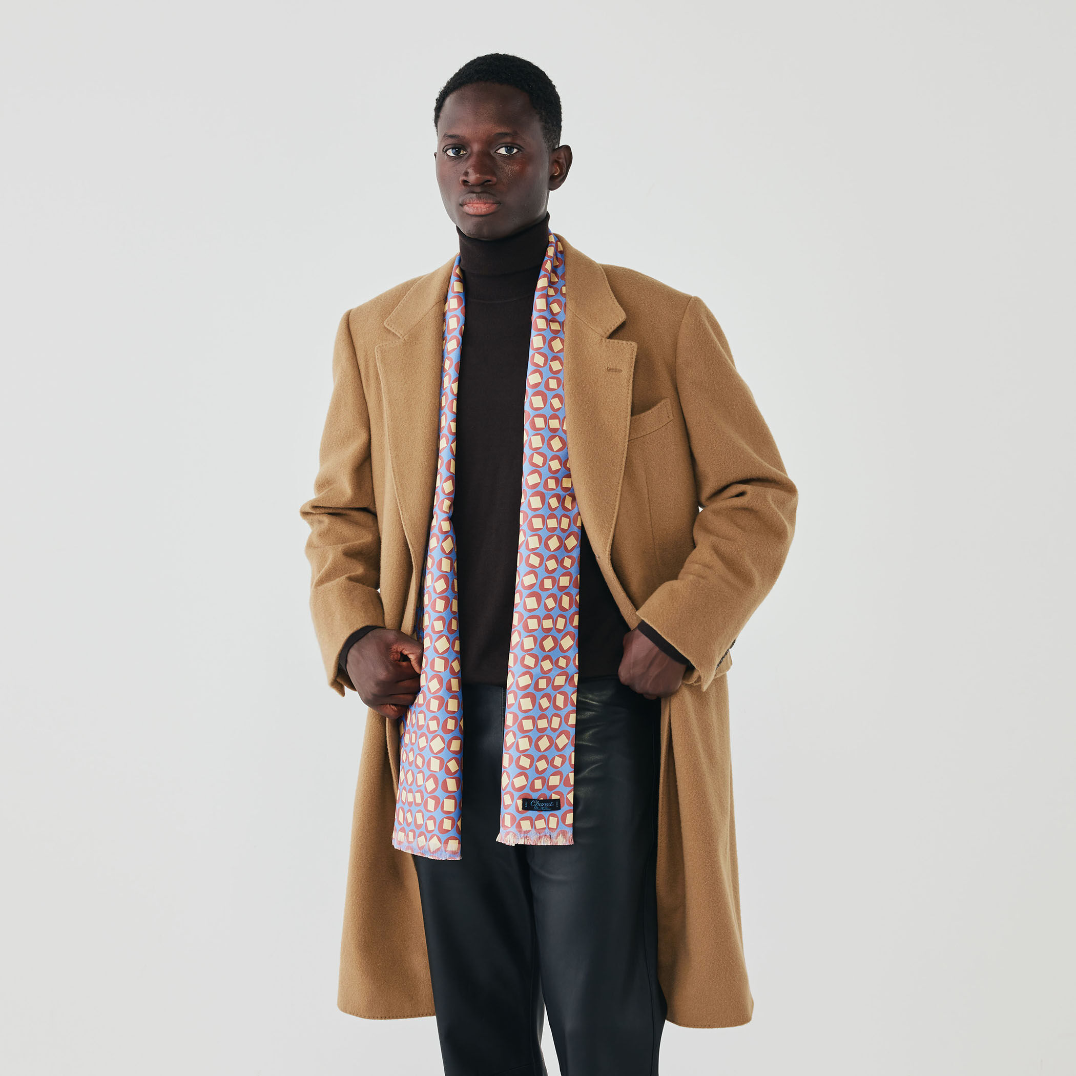 Charvet シルクプリント スカーフ｜トゥモローランド 公式通販