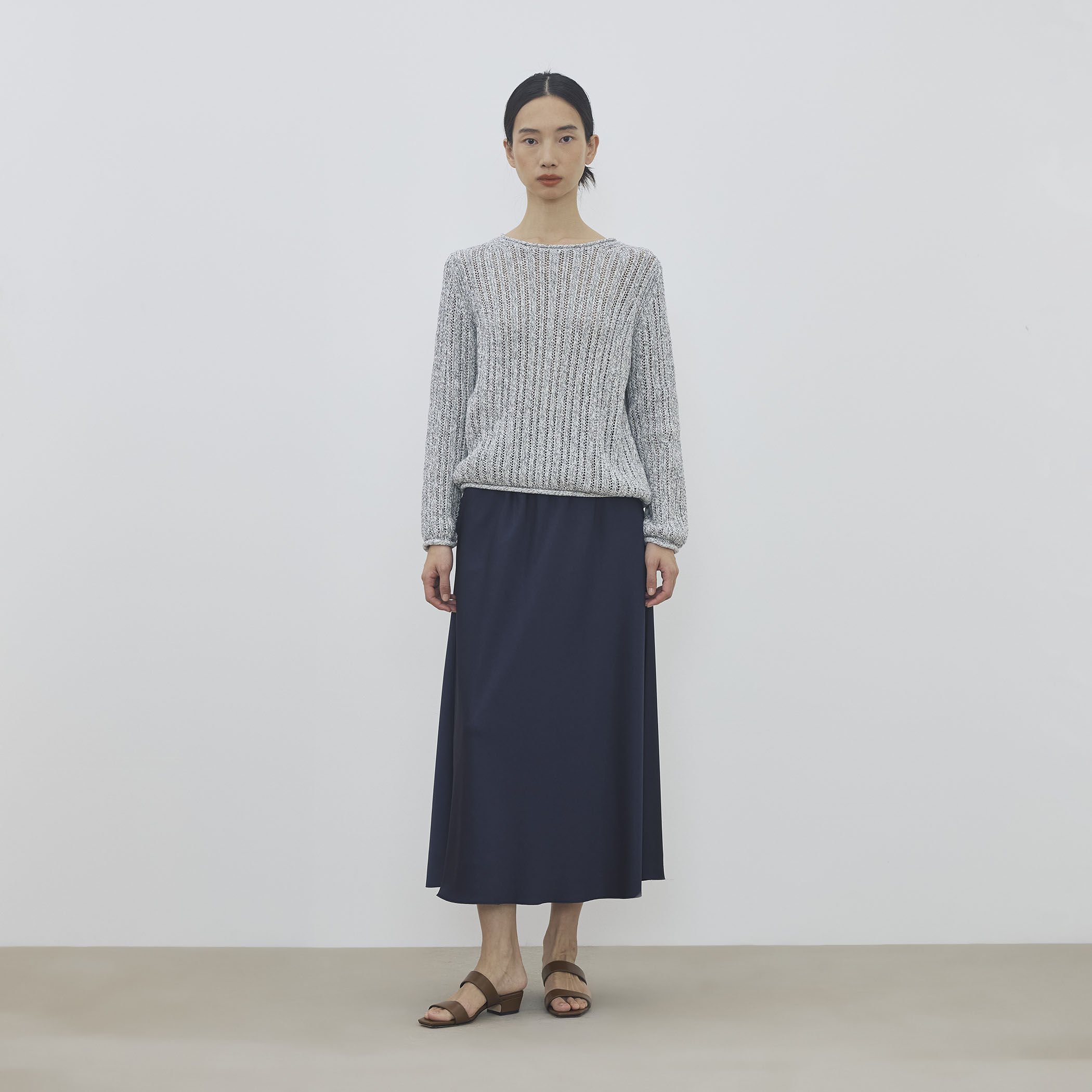 サテンジョーゼット セミマーメイドスカート｜トゥモローランド 公式通販