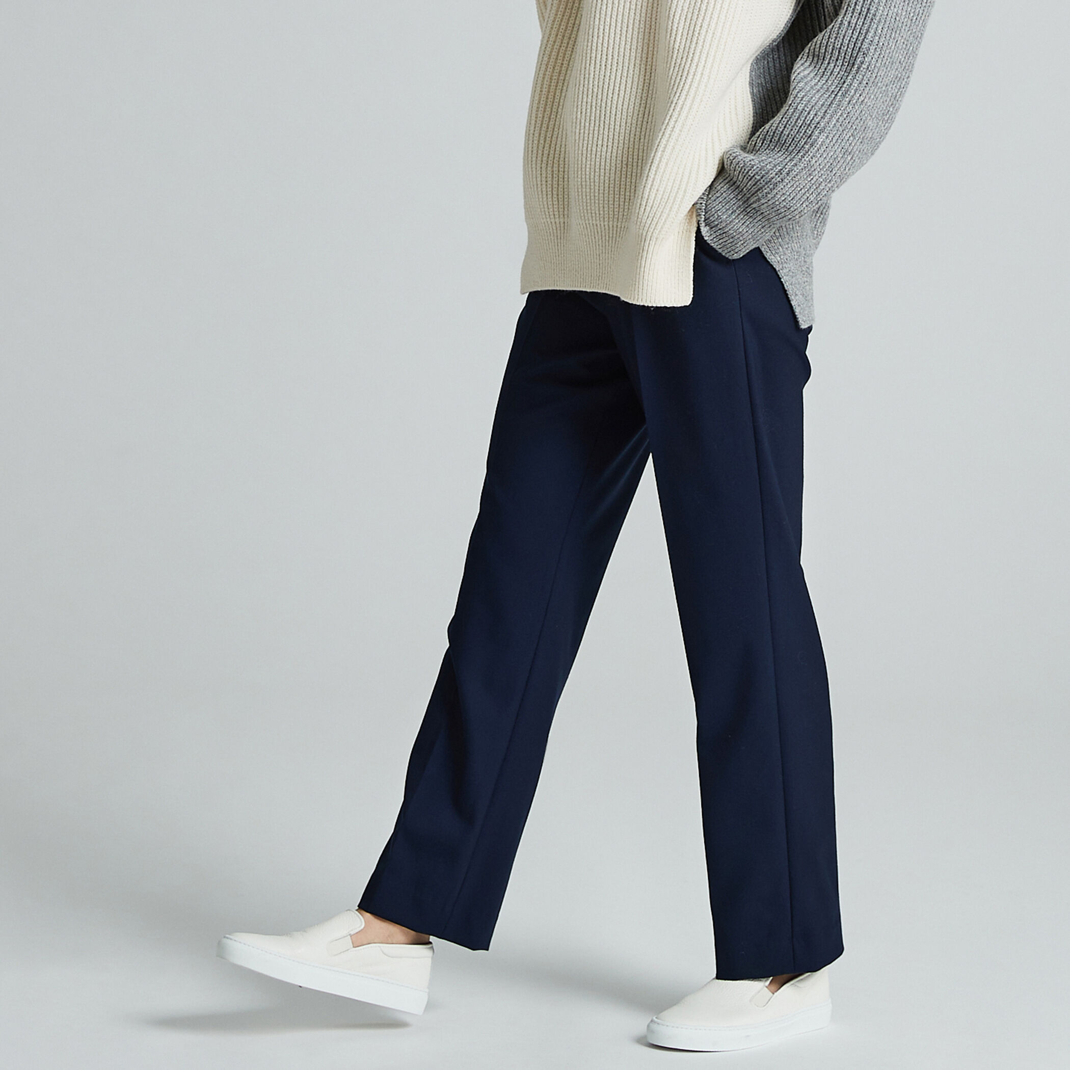 ファインウールストレッチ イージーストレートパンツ