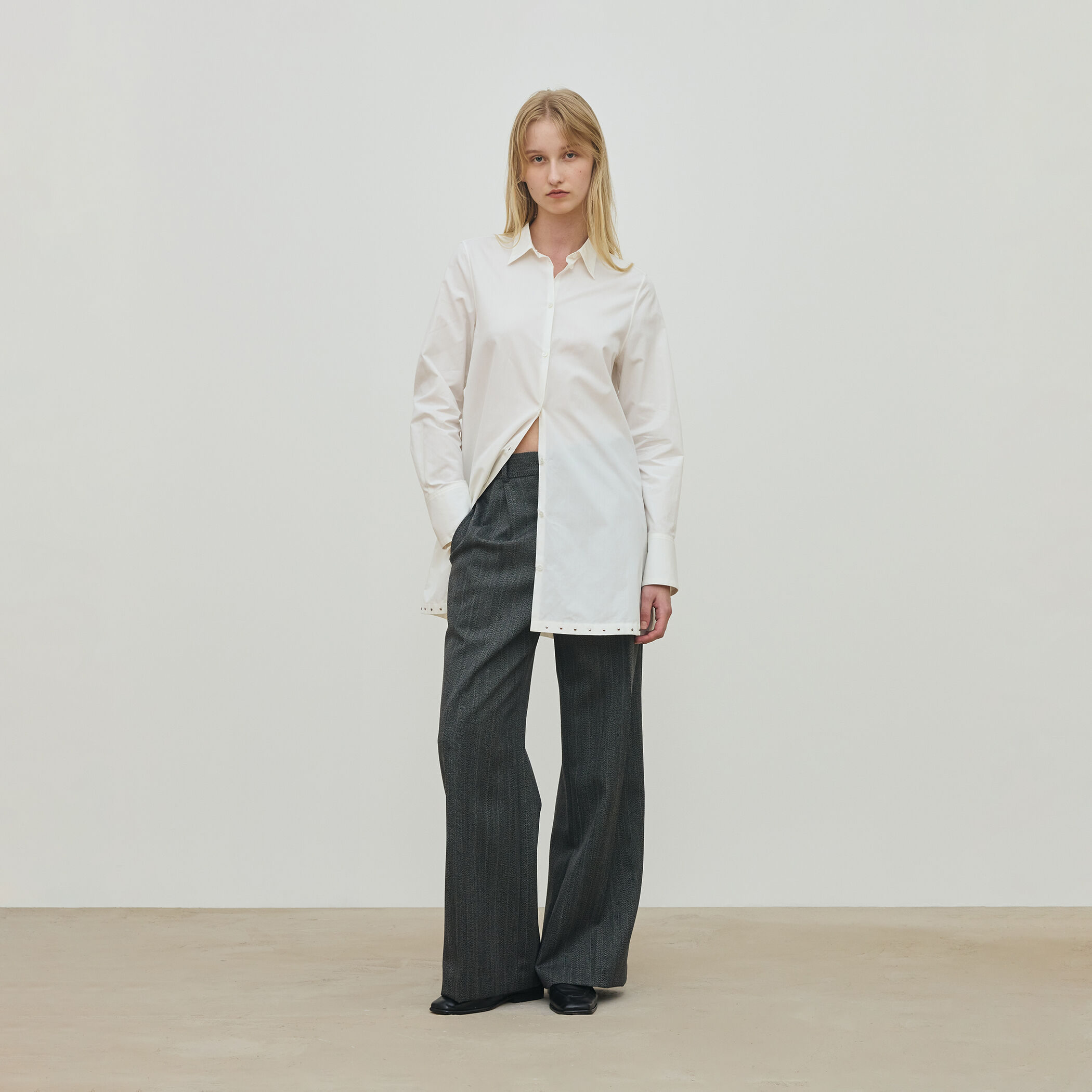 シェトランドへリンボーン ワイドパンツ｜トゥモローランド 公式通販