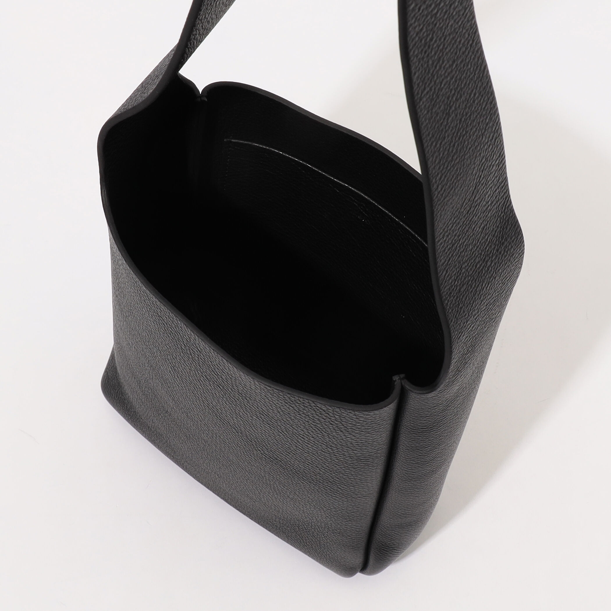 【新品】Aeta バッグ　ブラウン　トゥモローランド Focus on Aeta | トゥモローランド 公式通販