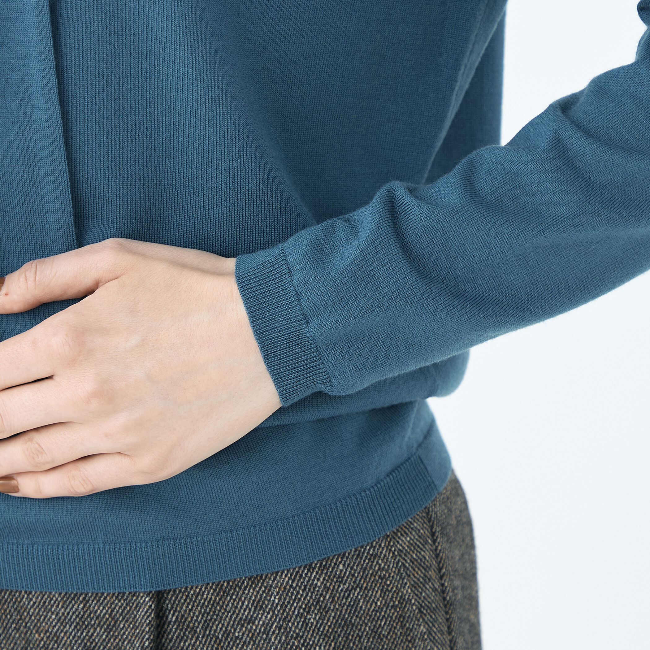 スーパーエクストラファインウール ボウタイプルオーバー