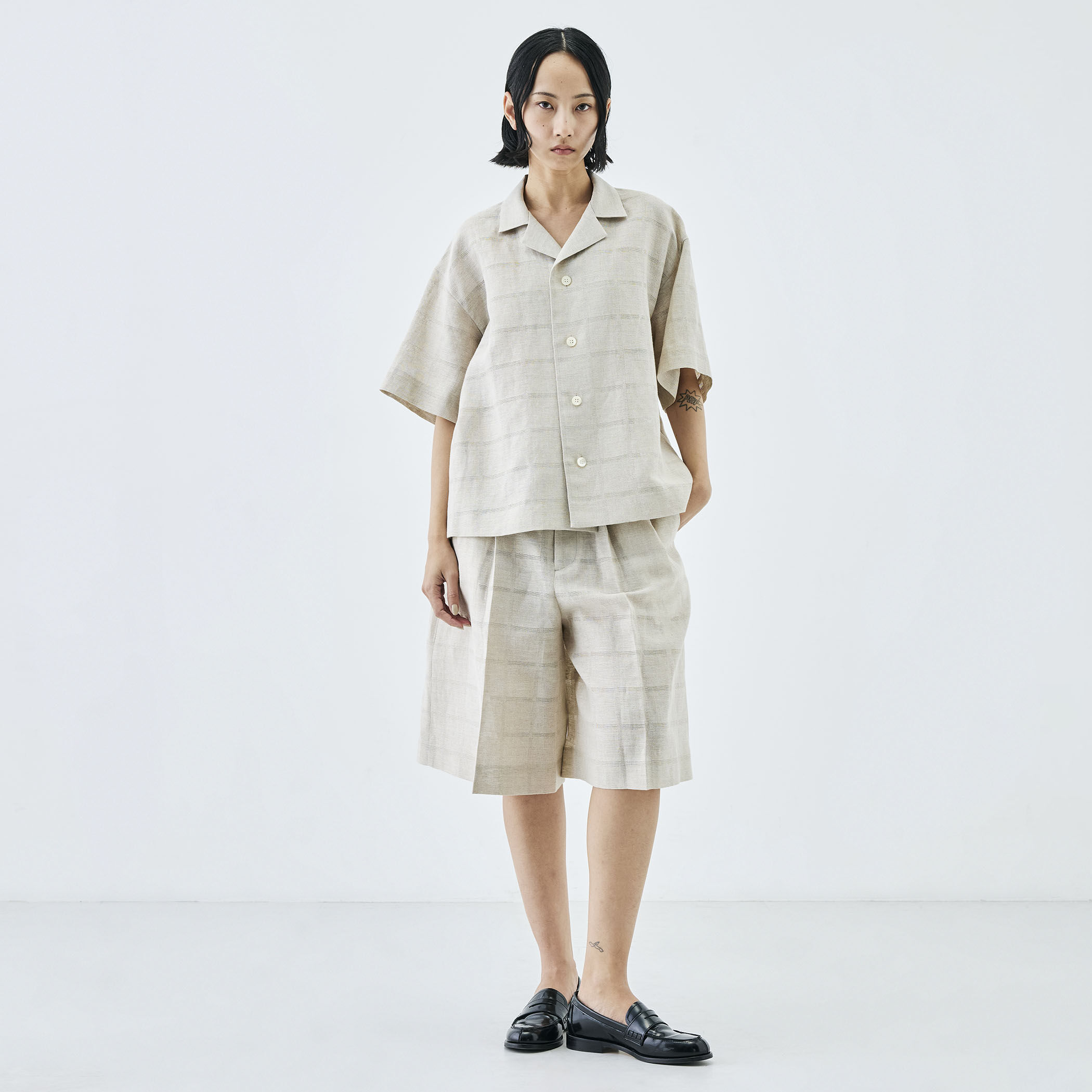 今期【未使用・タグ付き】conn リネンショートトップス NMDS26231D(シャツ) 80s ORGANIC MICRO CHECK OVERDYE MINI PINTUCK