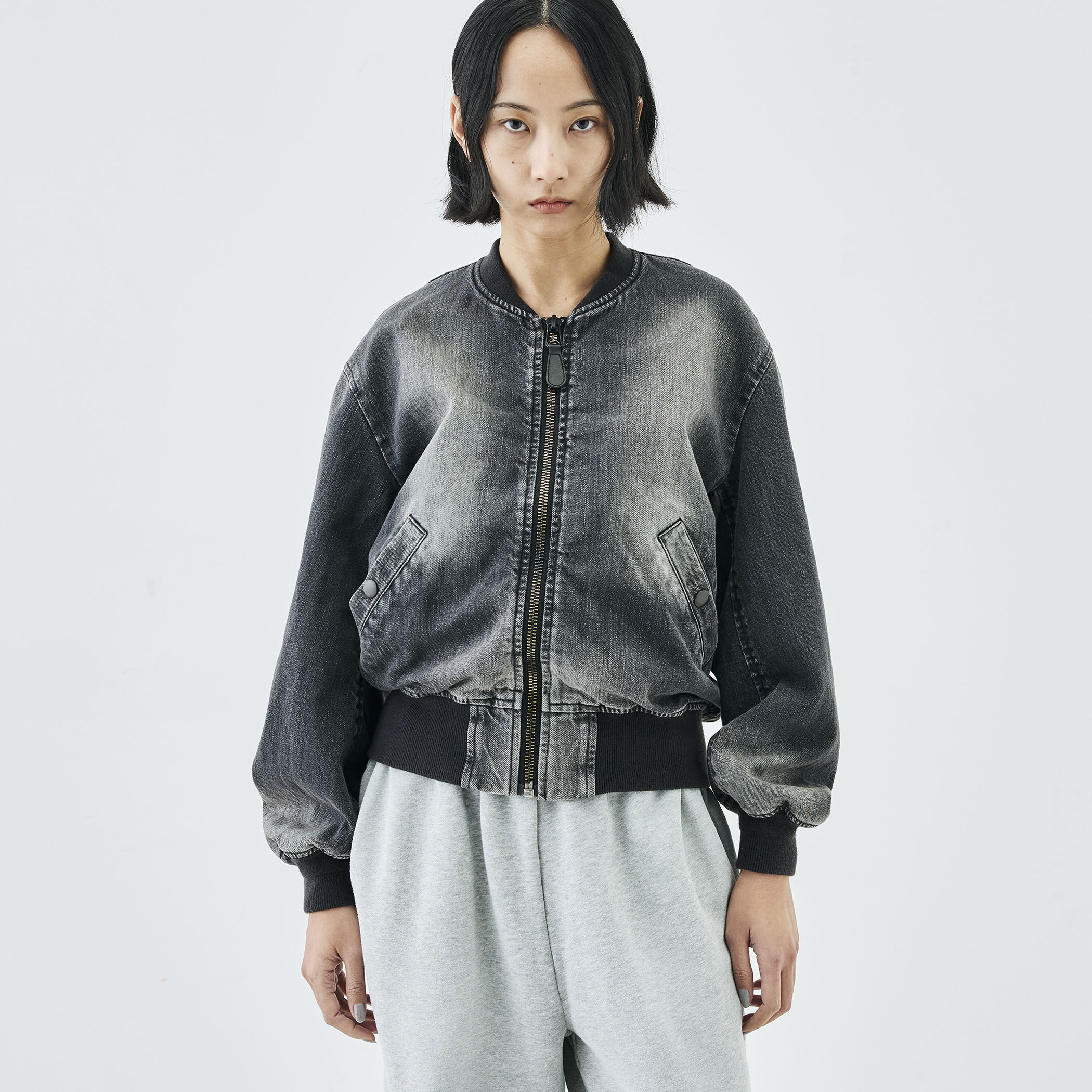 ブラックデニム MA-1ジャケット｜トゥモローランド 公式通販