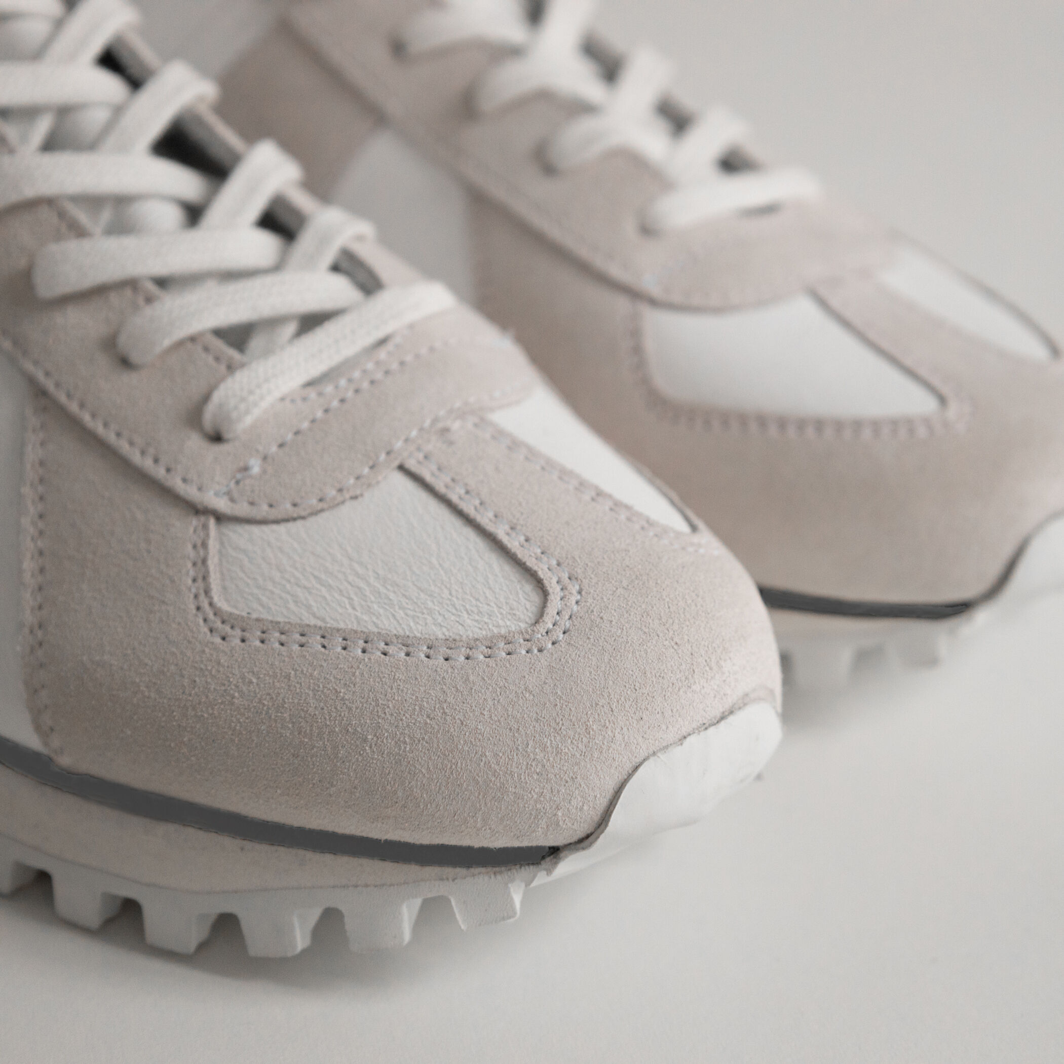 別注】NOVESTA×Edition GAT LEATHER TRAIL スニーカー|トゥモローランド 公式通販