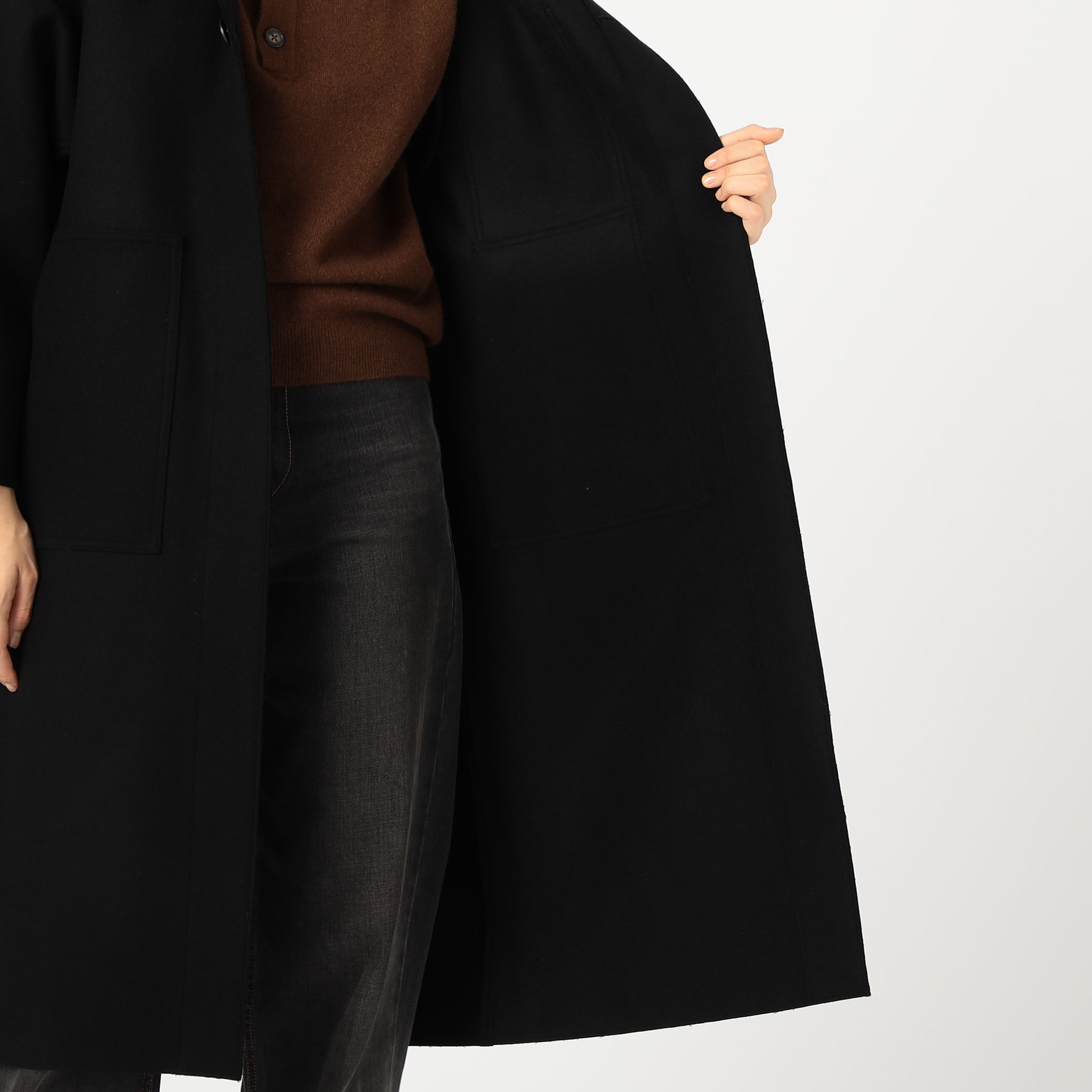 【新品・未使用】AUBERGE ORLANDO 黒 40 海島綿ロンT HYKE MELTON HOODED COAT|トゥモローランド 公式通販