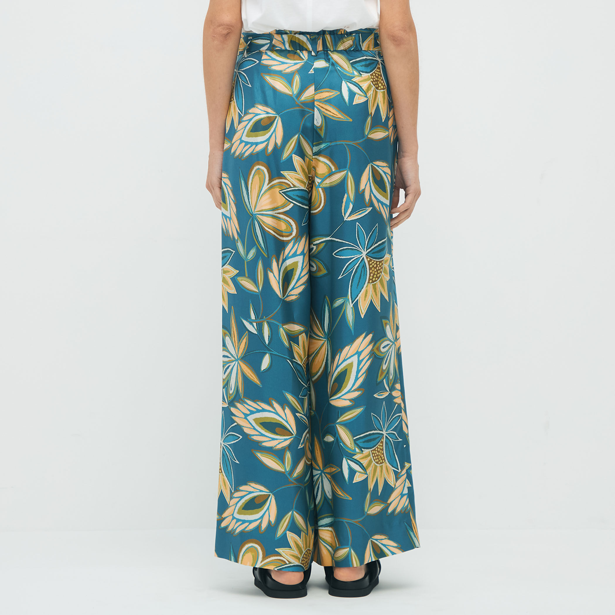 シルクツイル COLETTEフラワープリントパンツ｜トゥモローランド 公式通販