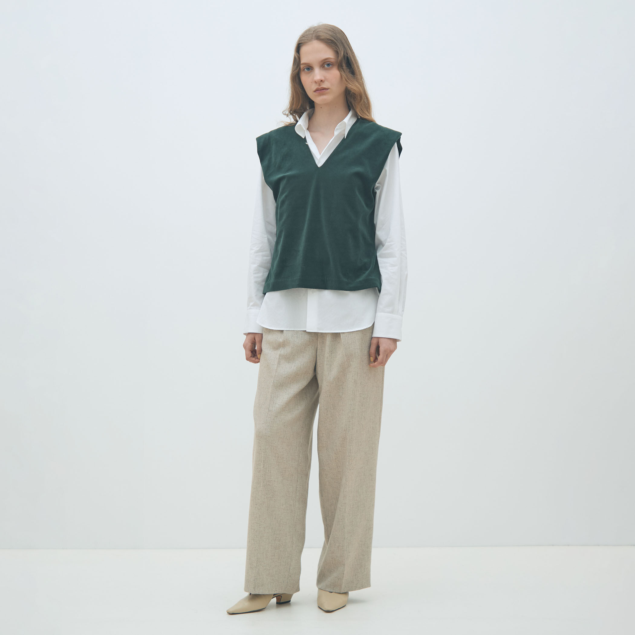 コットンポリエステルベロア Vネックベスト｜トゥモローランド 公式通販