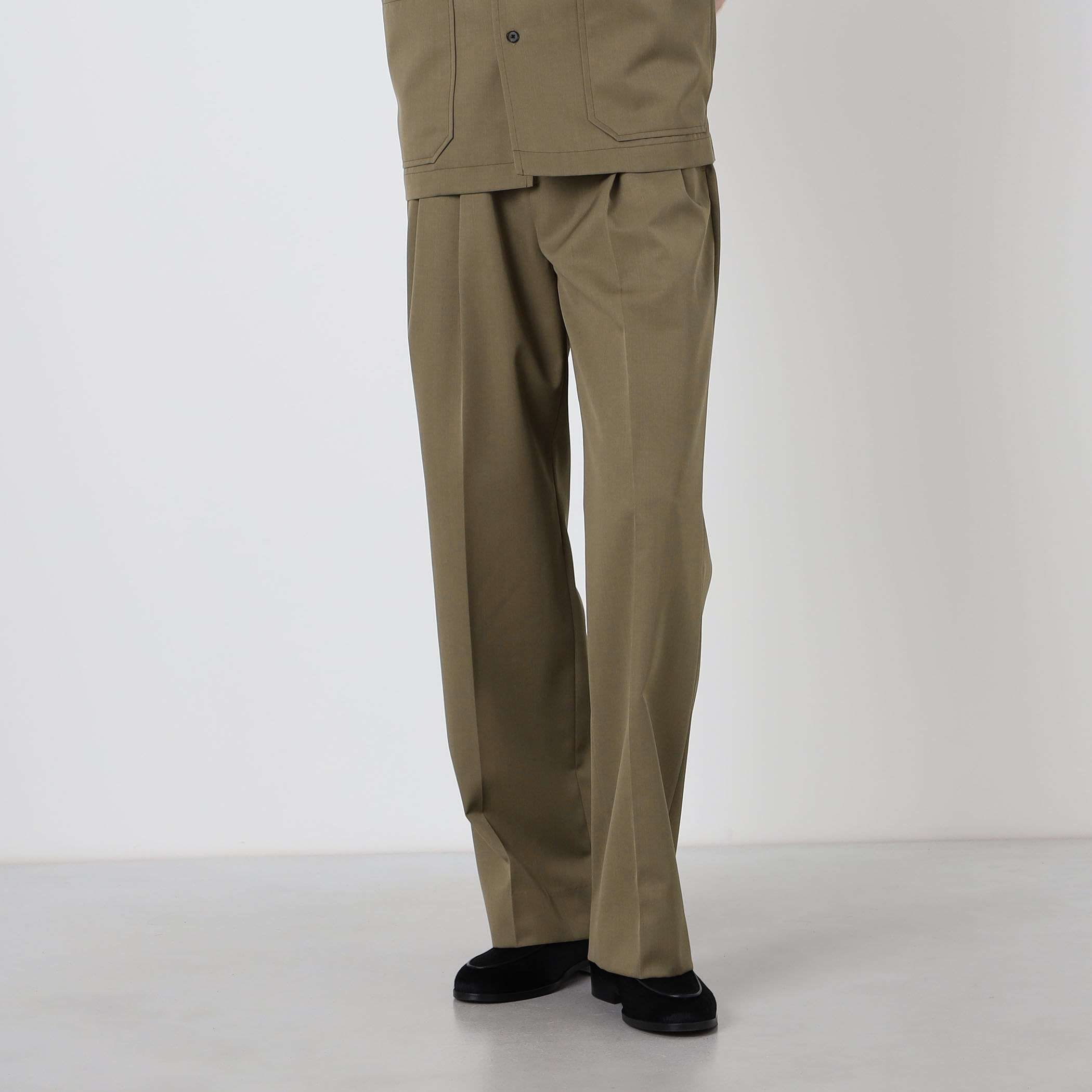 Ermenegirdo Zegna 2タック　ウールワイドトラウザーズ　ベージュ ウールポリエステルツイル 2タックワイドトラウザーズ セットアップ
