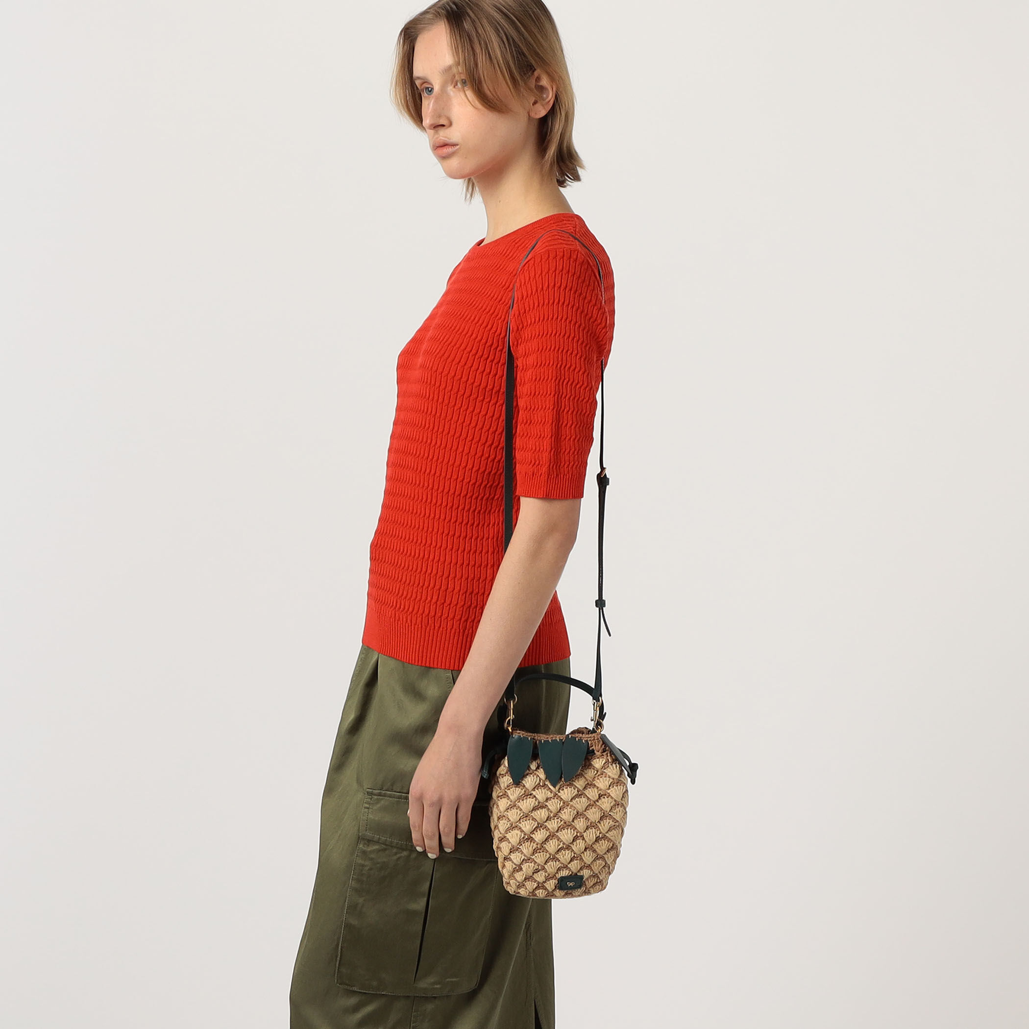 アニヤ・ハインドマーチ パイナップル クロスボディ かごバッグ Anya Hindmarch/パイナップルクロスボディ かごバッグ