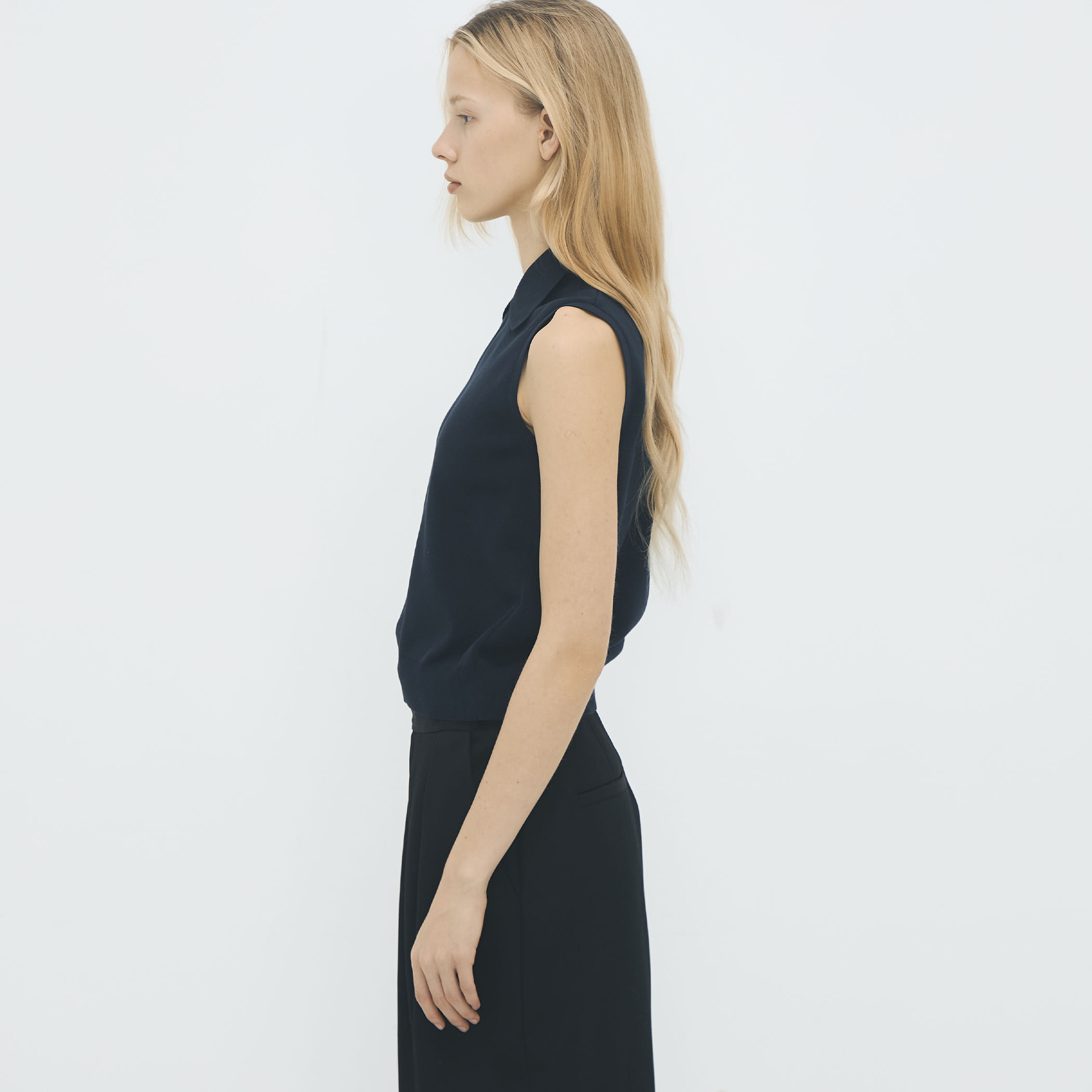 ファインポリエステル ビッグカラーノースリーブプルオーバー