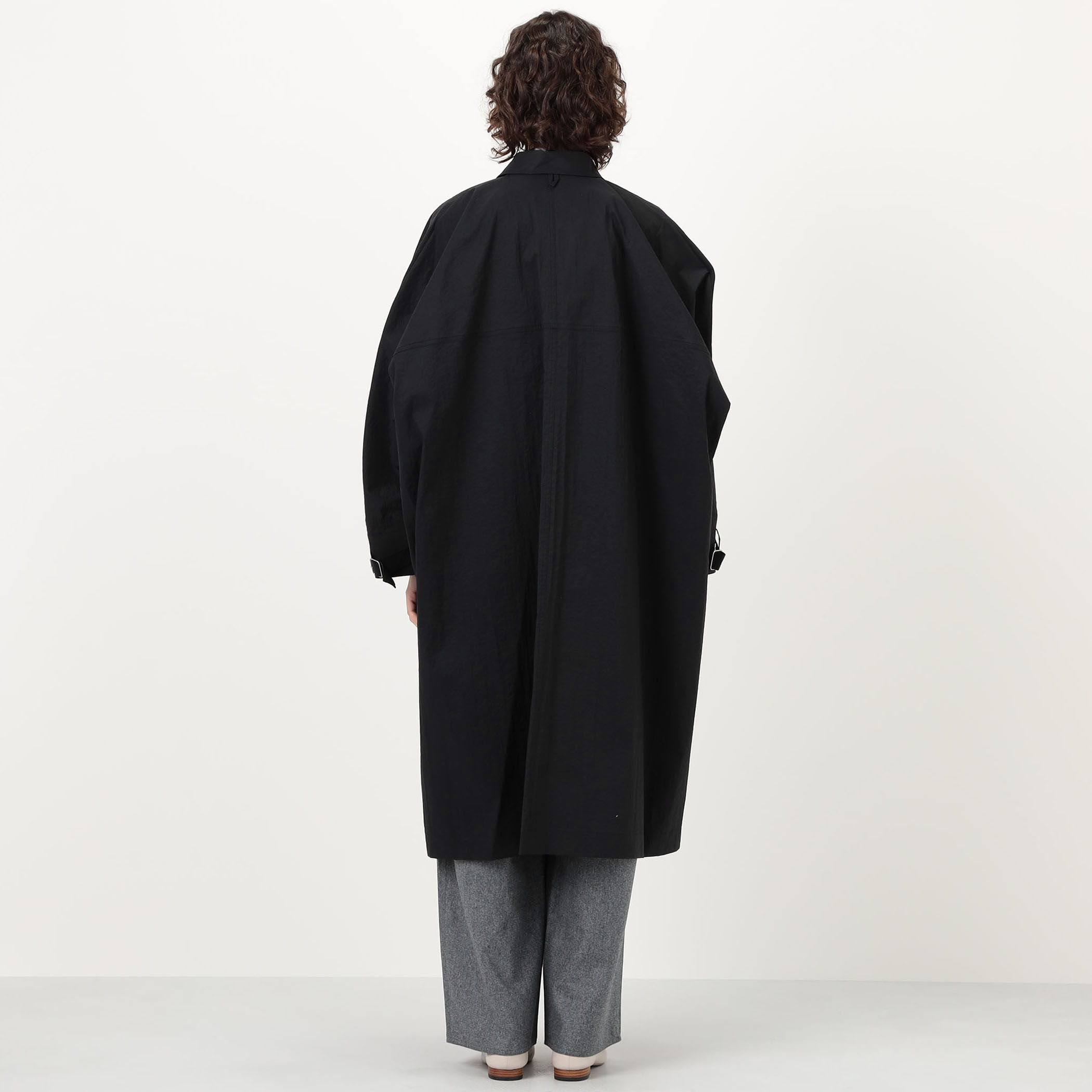 MKDT STUDIO CHARLENE ドルマンスリーブコート｜トゥモローランド 公式通販