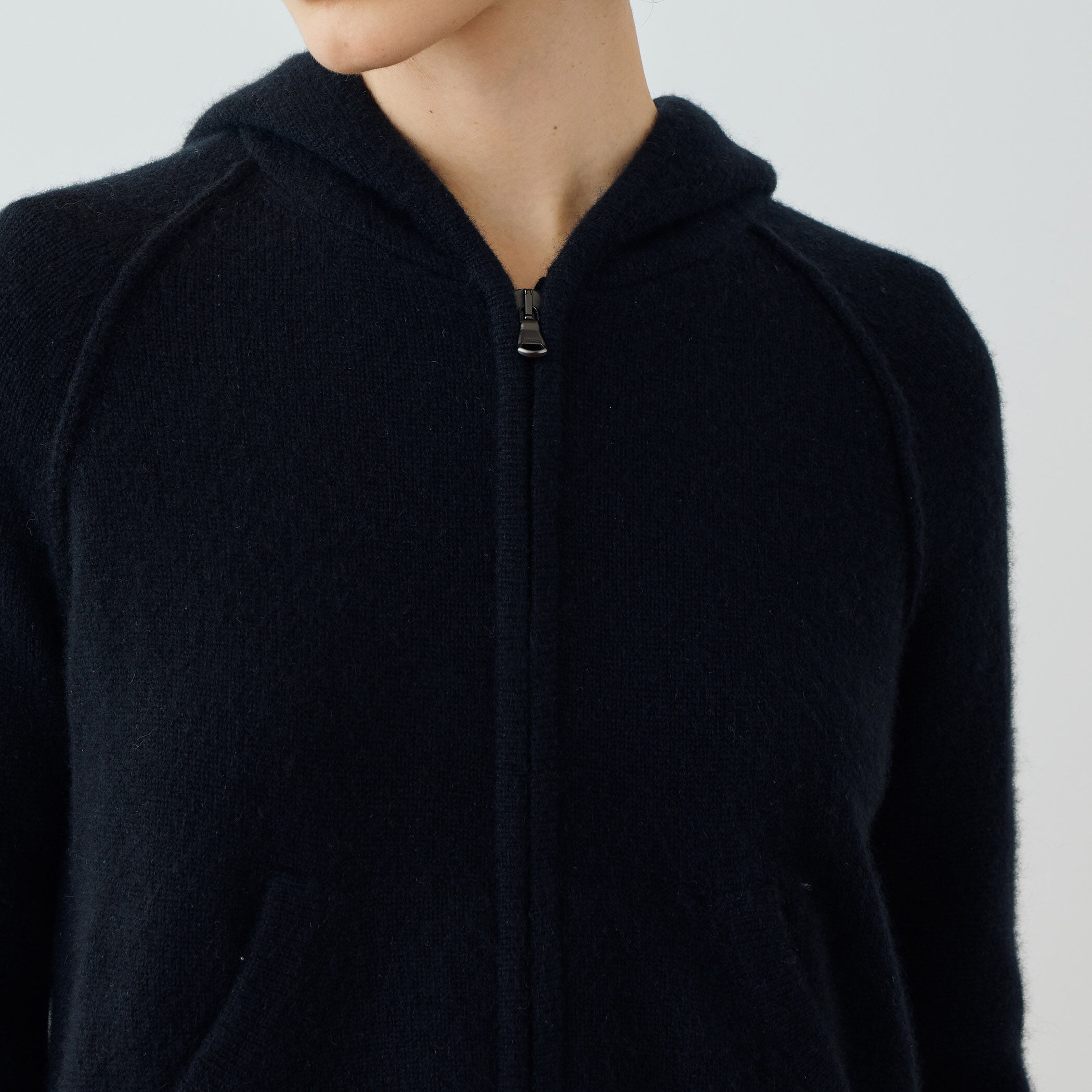 リサイクルカシミヤ ジップアップパーカ WRBC2582｜トゥモローランド