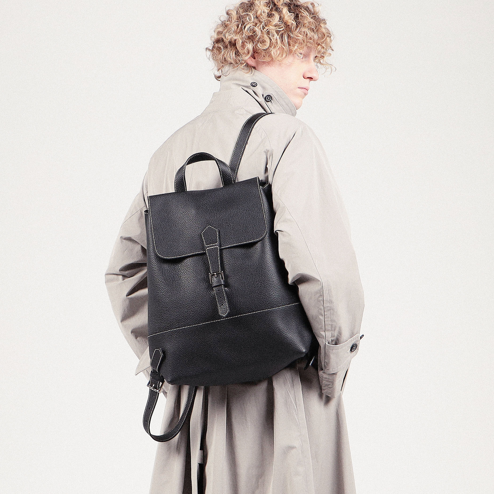グランド牧場 セレクトセール Charles 公式通販 バックパック｜トゥモローランド シュリンクレザー Charlus et バッグ